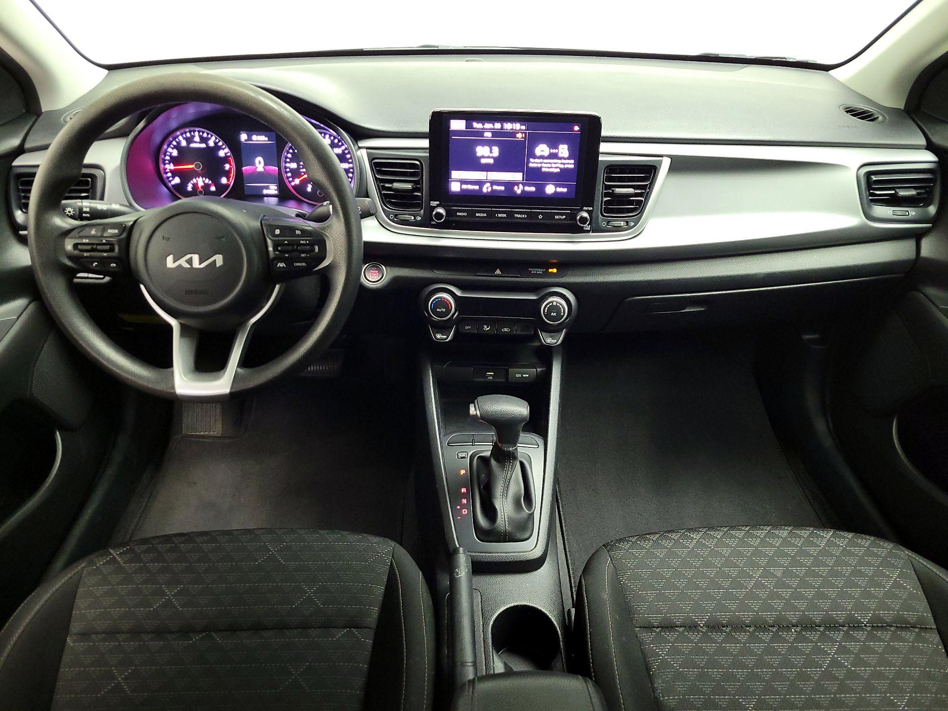 Thumbnail: 2023 Kia Rio - 9