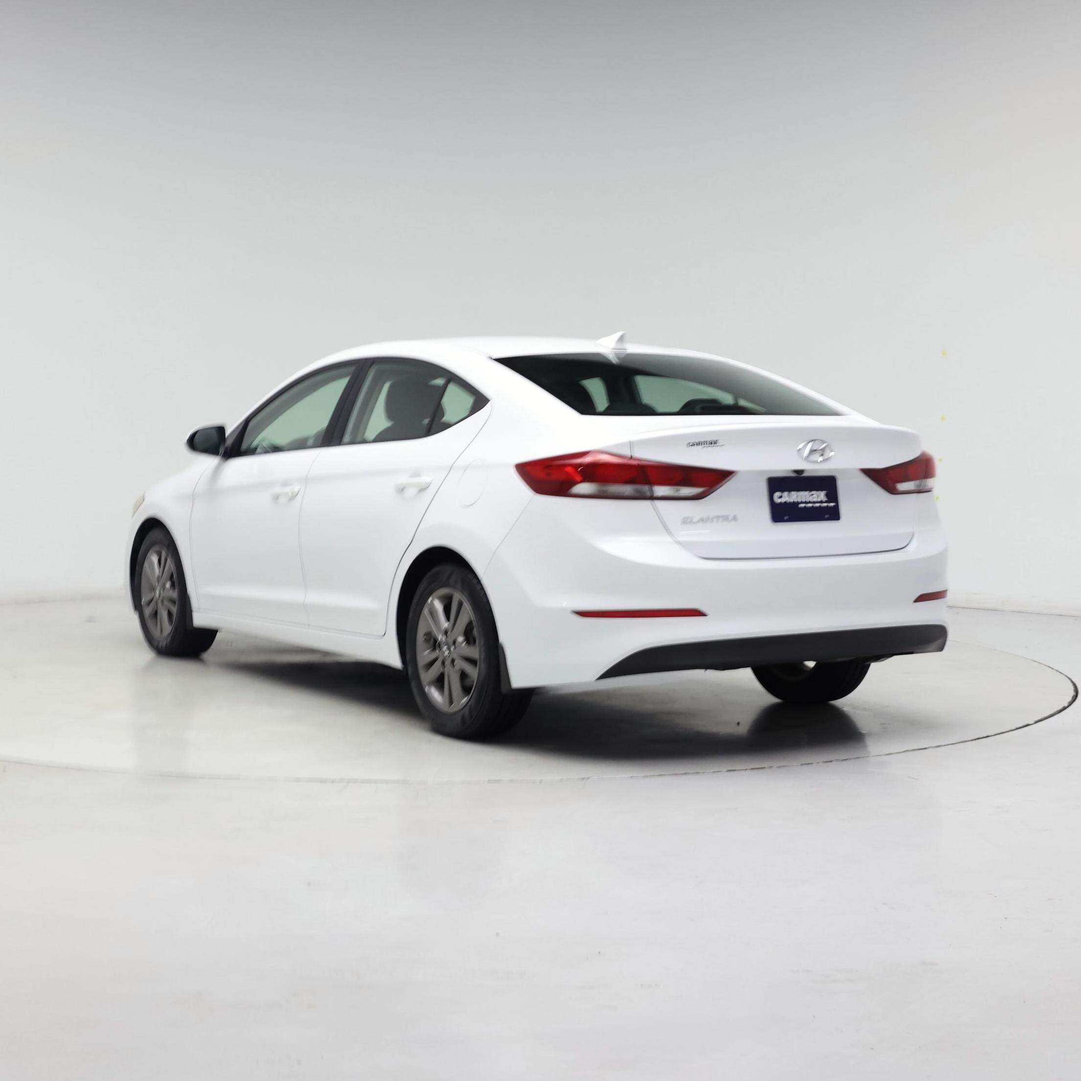 Thumbnail: 2018 Hyundai Elantra - 2