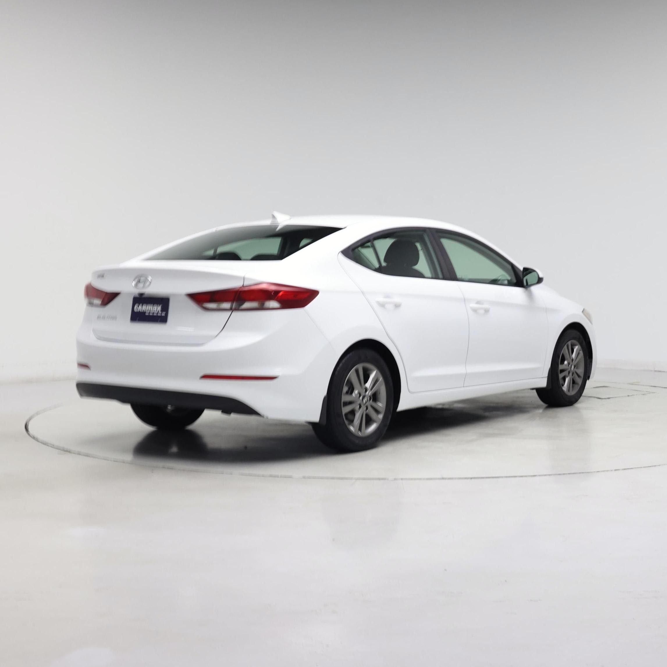 Thumbnail: 2018 Hyundai Elantra - 8