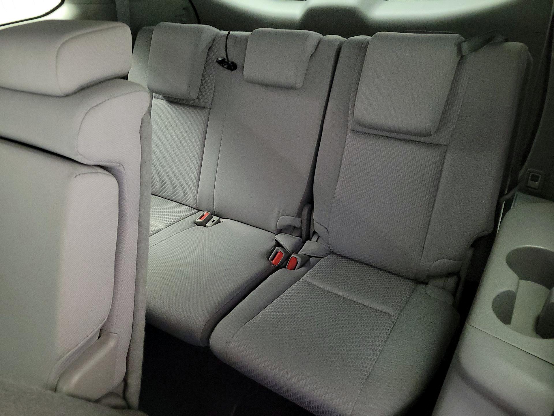 Thumbnail: 2019 Toyota Highlander - 20