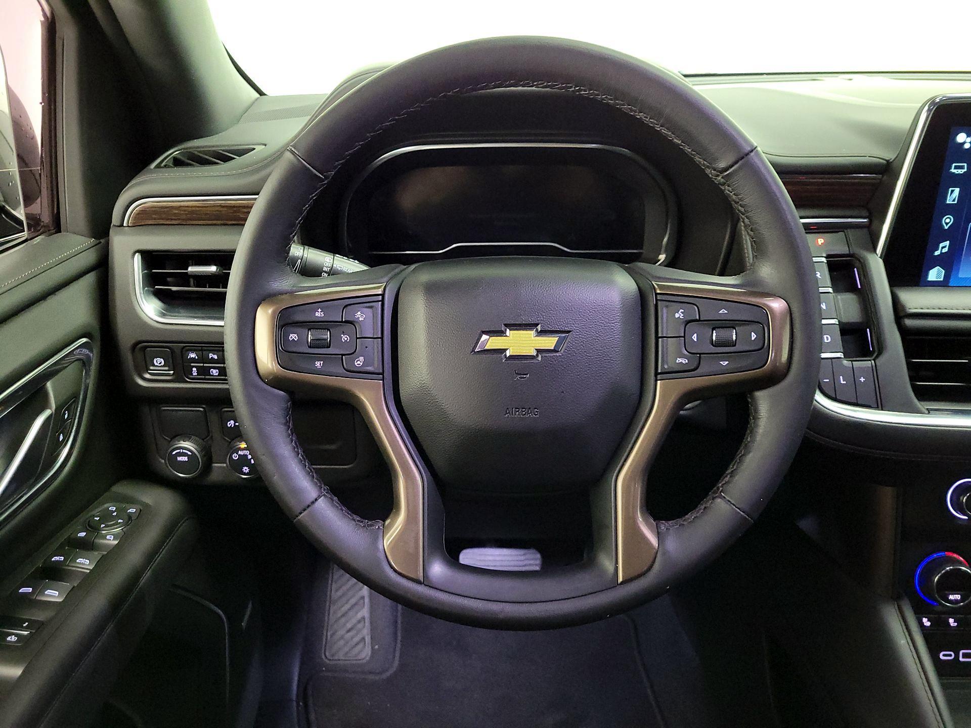 Thumbnail: 2022 Chevrolet Tahoe - 10