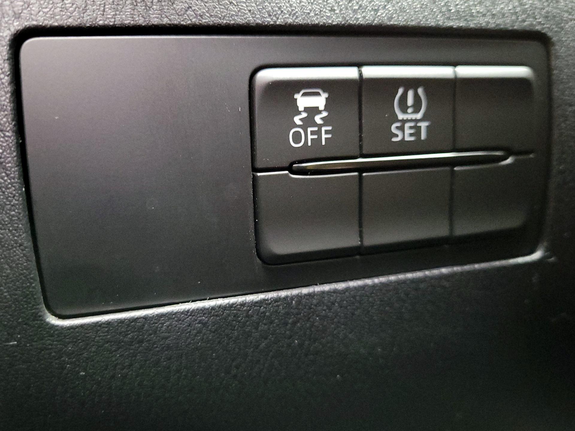 Thumbnail: 2020 Toyota Yaris - 13