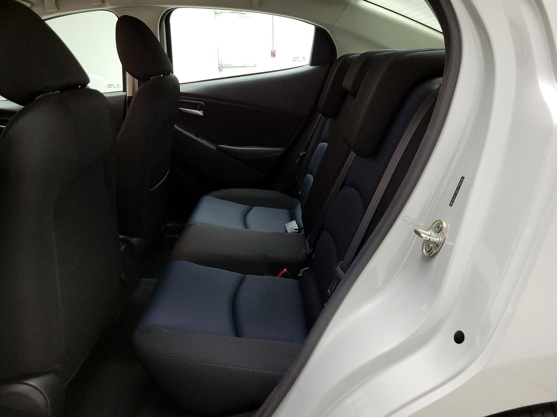 Thumbnail: 2020 Toyota Yaris - 19