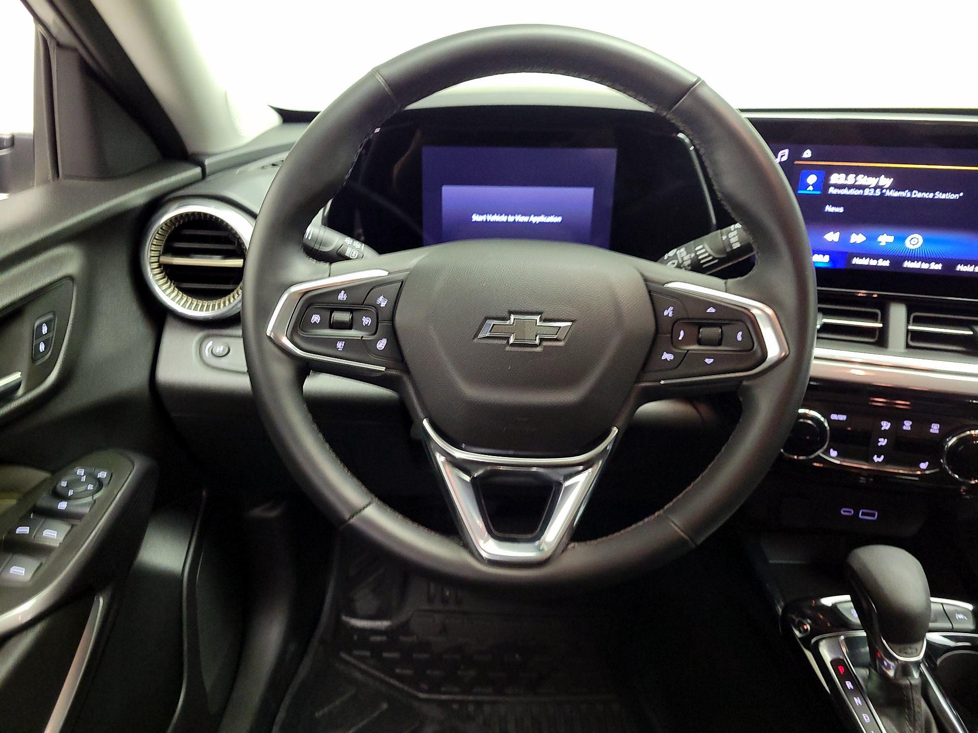 Thumbnail: 2025 Chevrolet Trax - 10