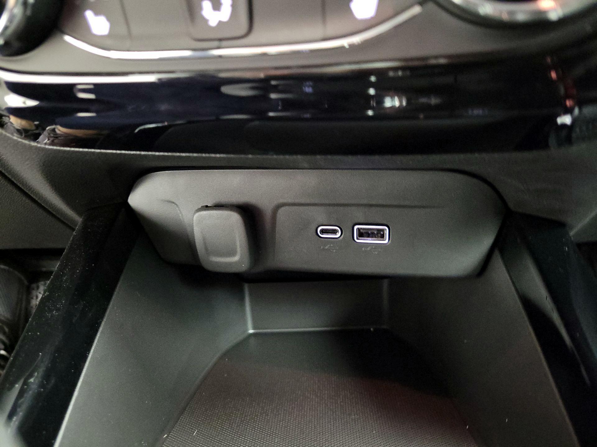 Thumbnail: 2025 Chevrolet Trax - 19