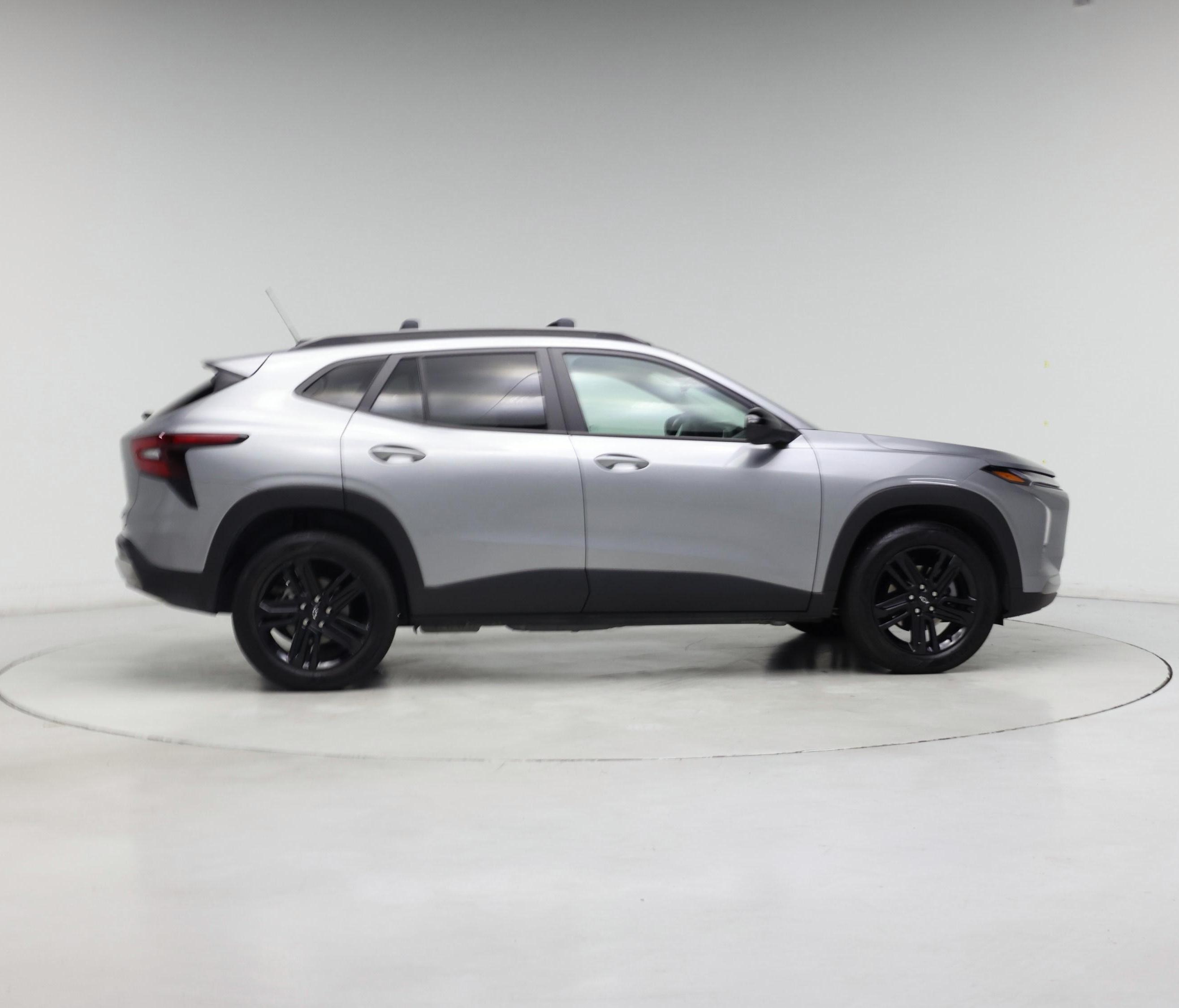 Thumbnail: 2025 Chevrolet Trax - 7