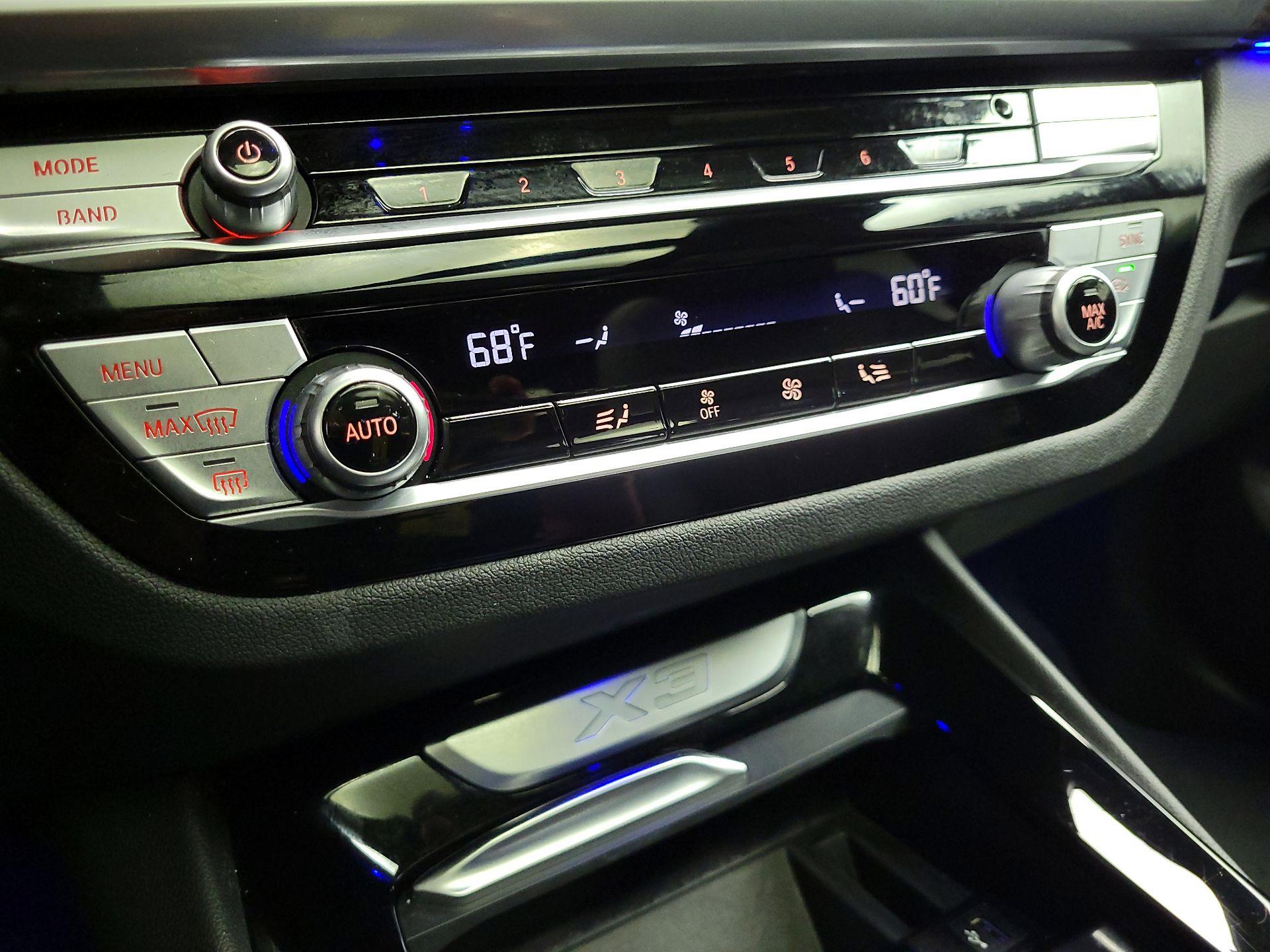 Thumbnail: 2021 BMW X3 - 17