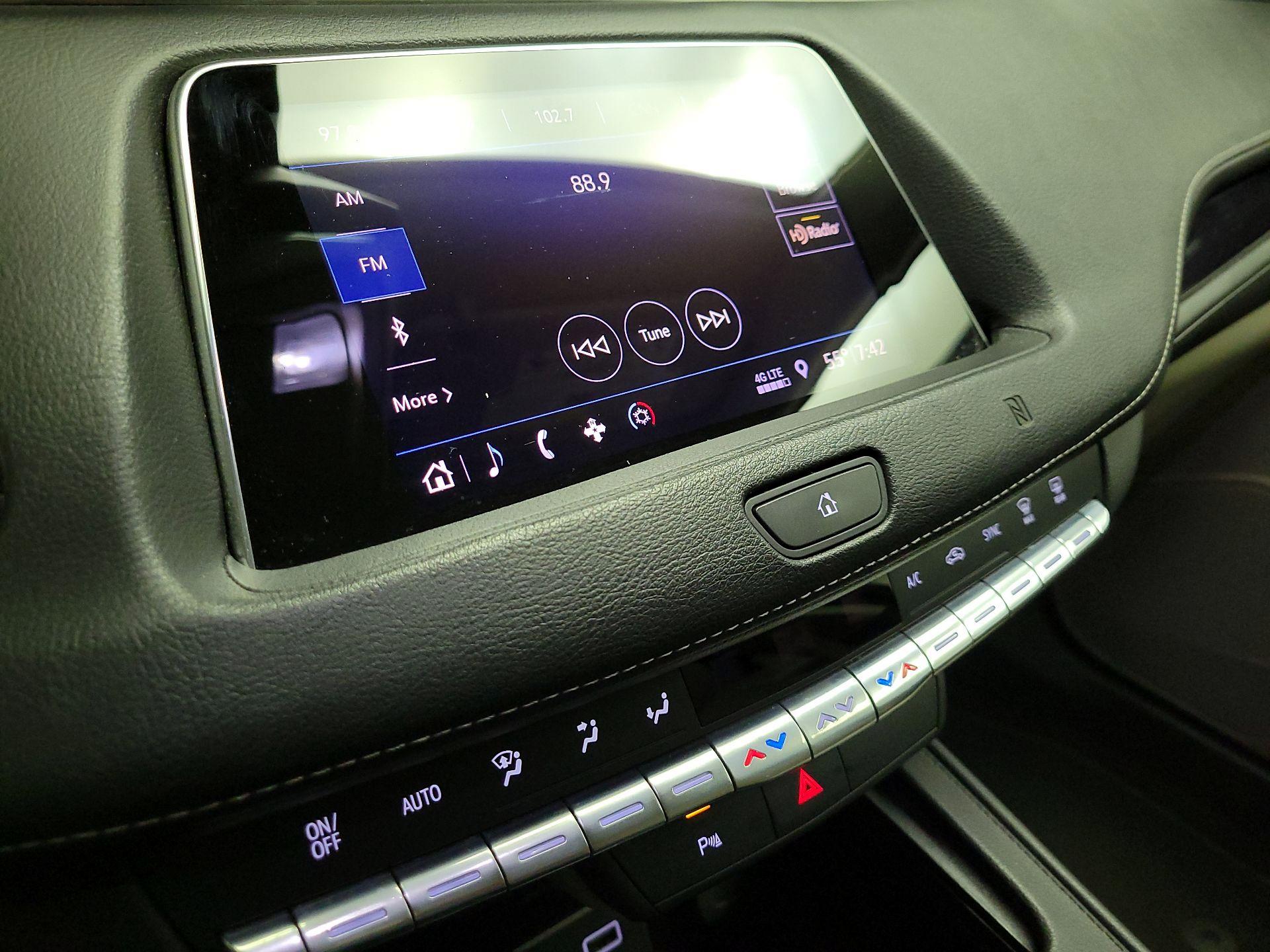 Thumbnail: 2019 Cadillac XT4 - 15