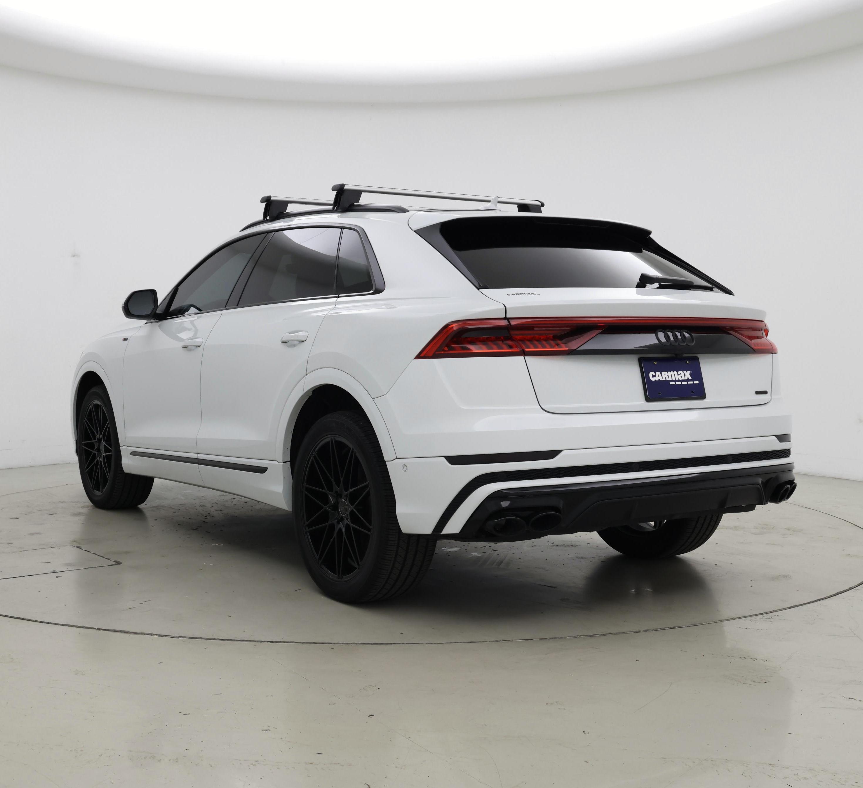 Thumbnail: 2020 Audi Q8 - 2