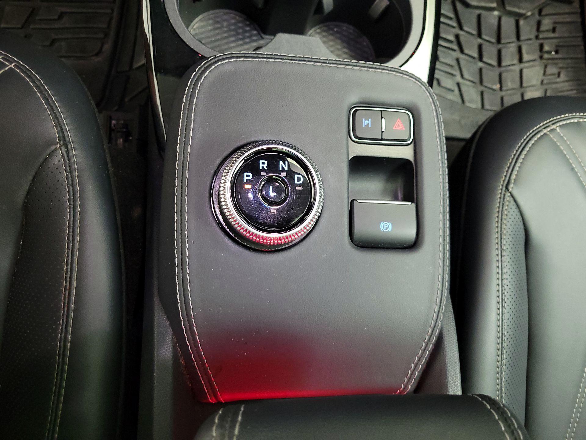 Thumbnail: 2022 Ford Mustang Mach-E - 18