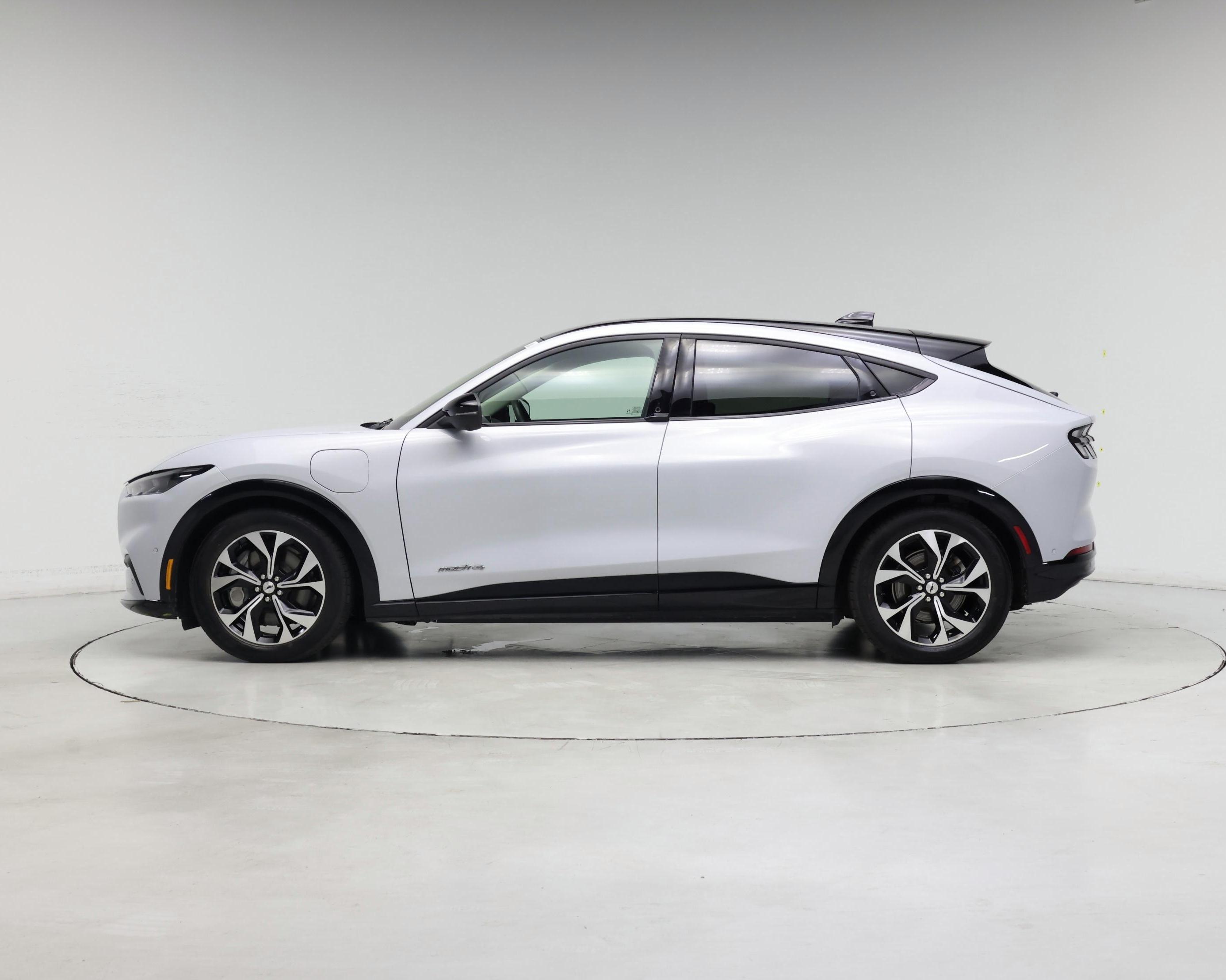 Thumbnail: 2022 Ford Mustang Mach-E - 3