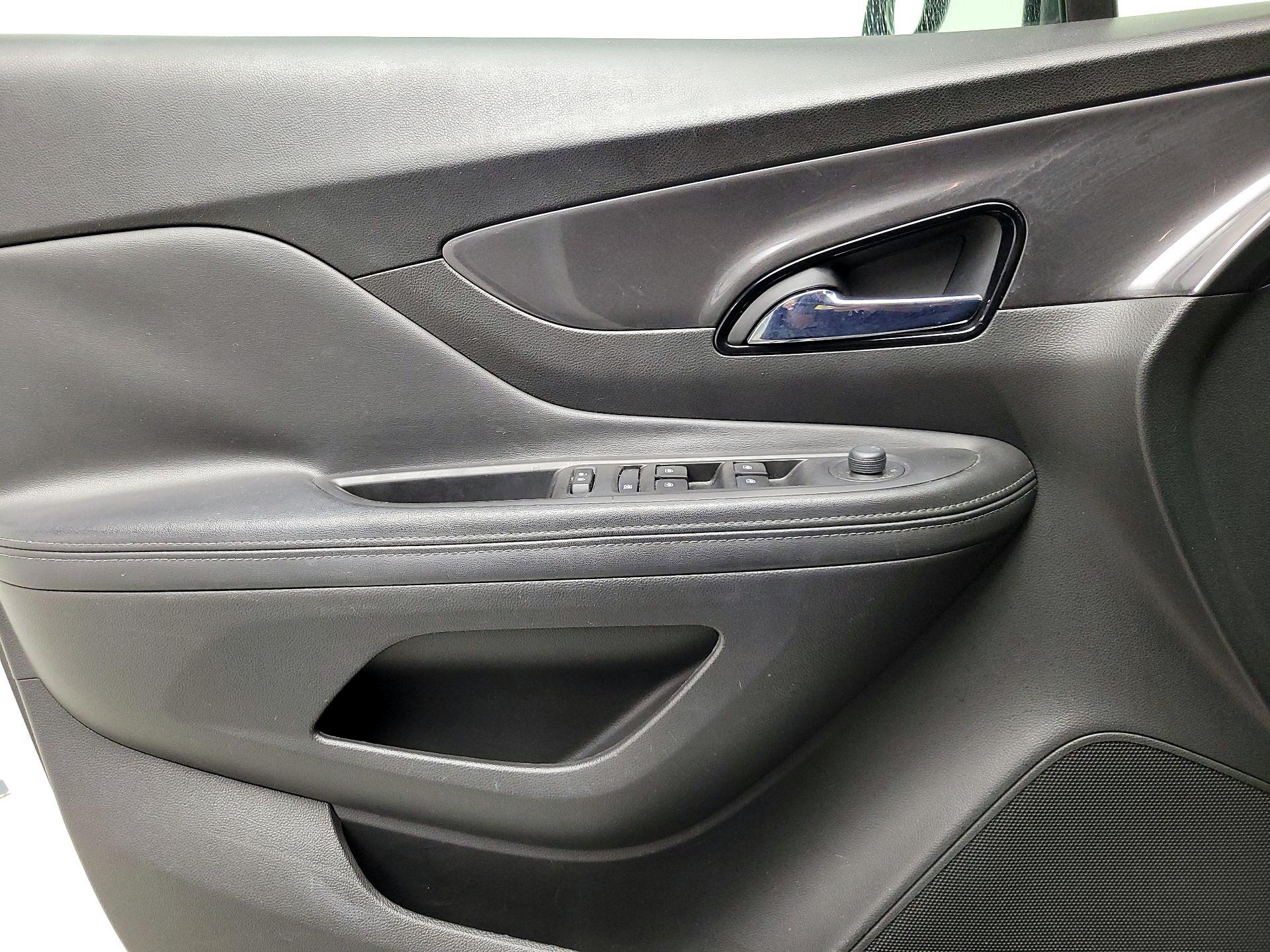 Thumbnail: 2019 Buick Encore - 12