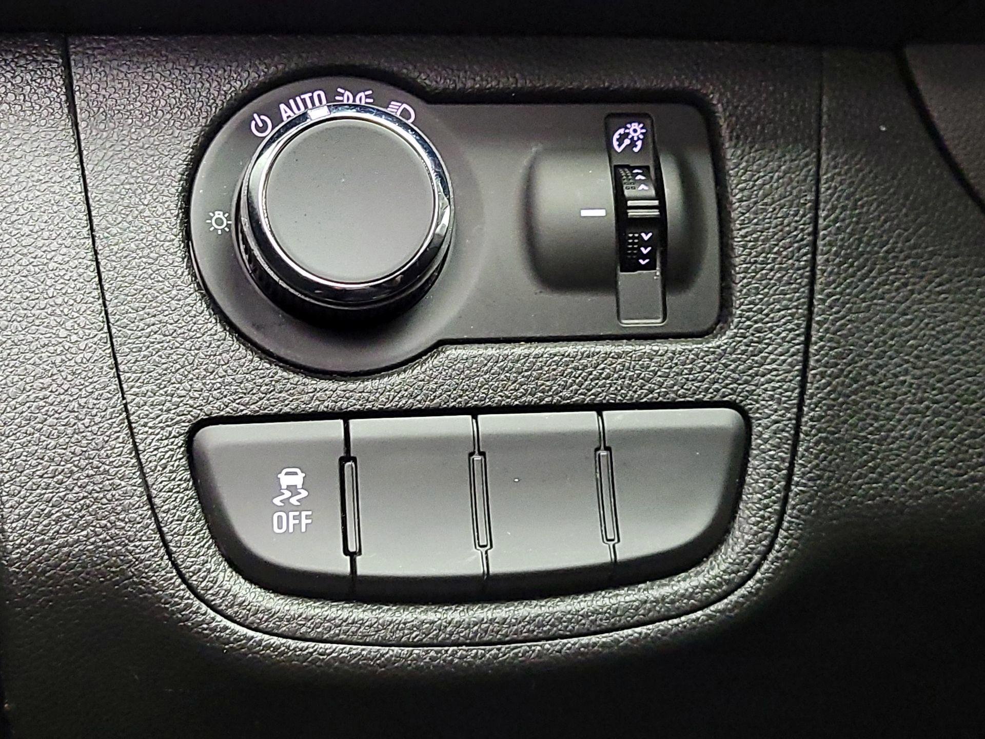 Thumbnail: 2017 Chevrolet Spark - 13