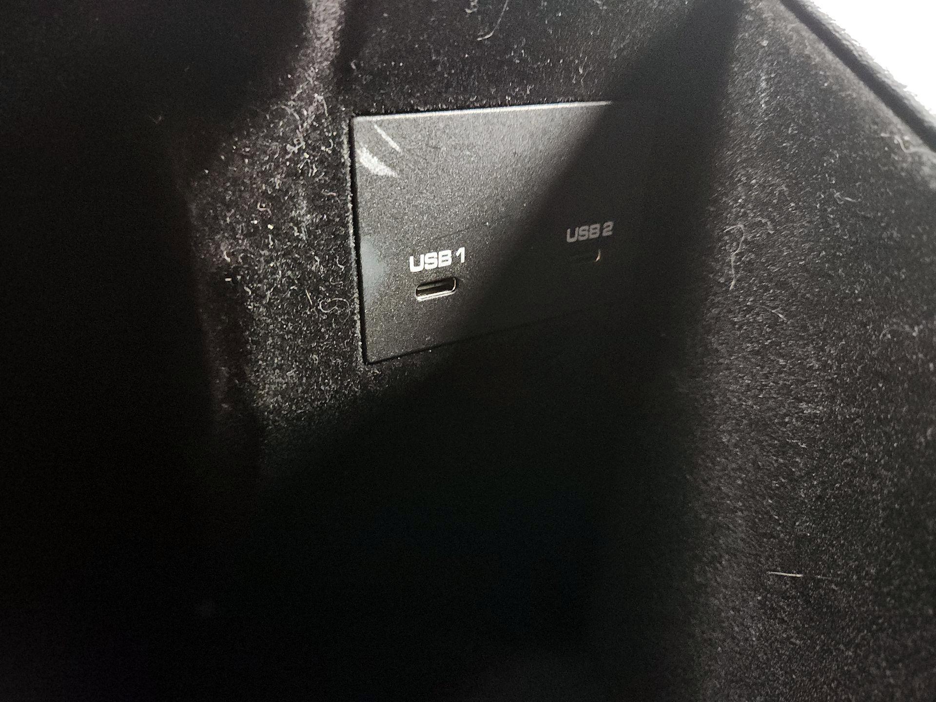 Thumbnail: 2021 Porsche Cayenne - 19