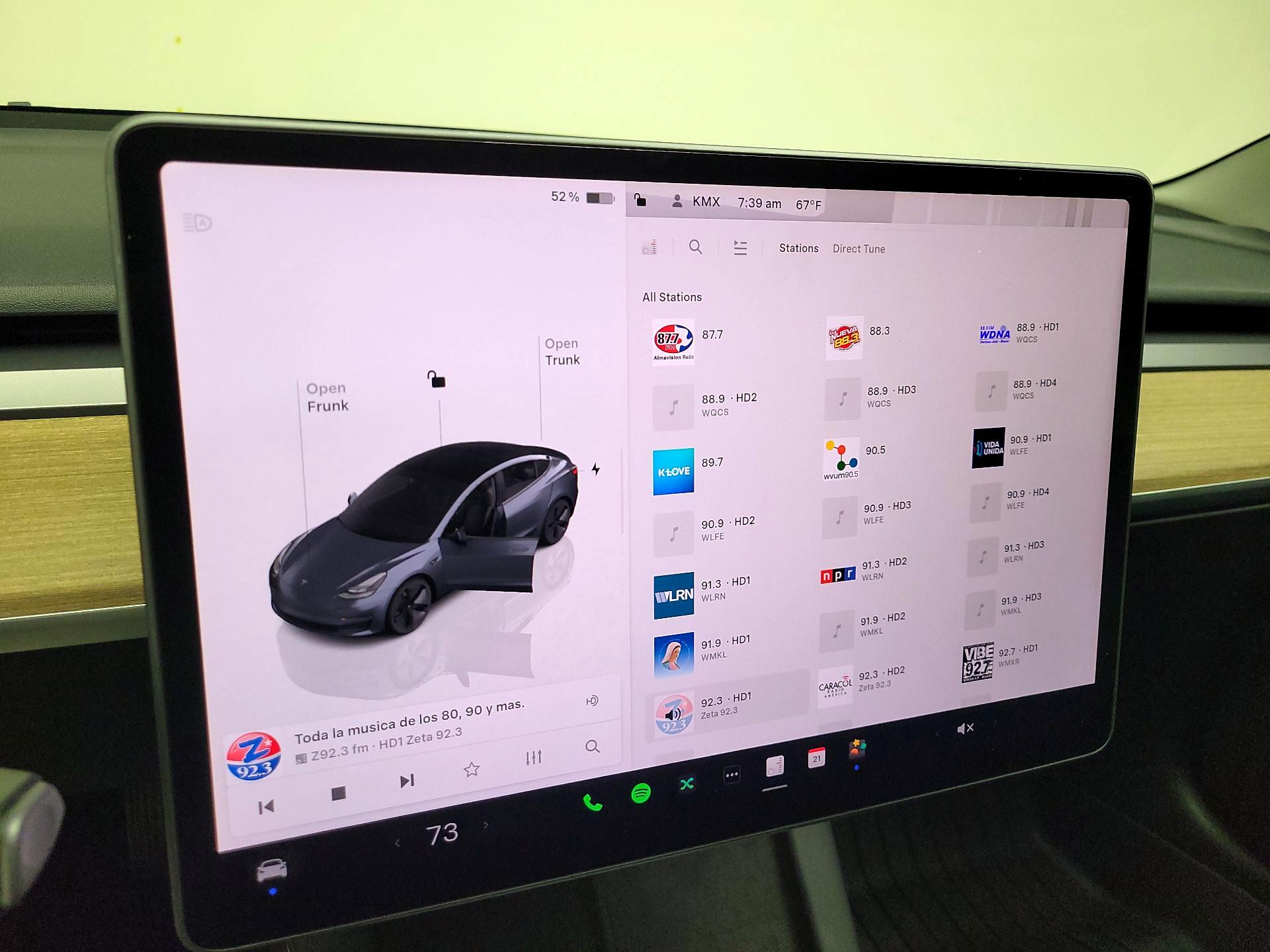 Thumbnail: 2023 Tesla Model 3 - 15