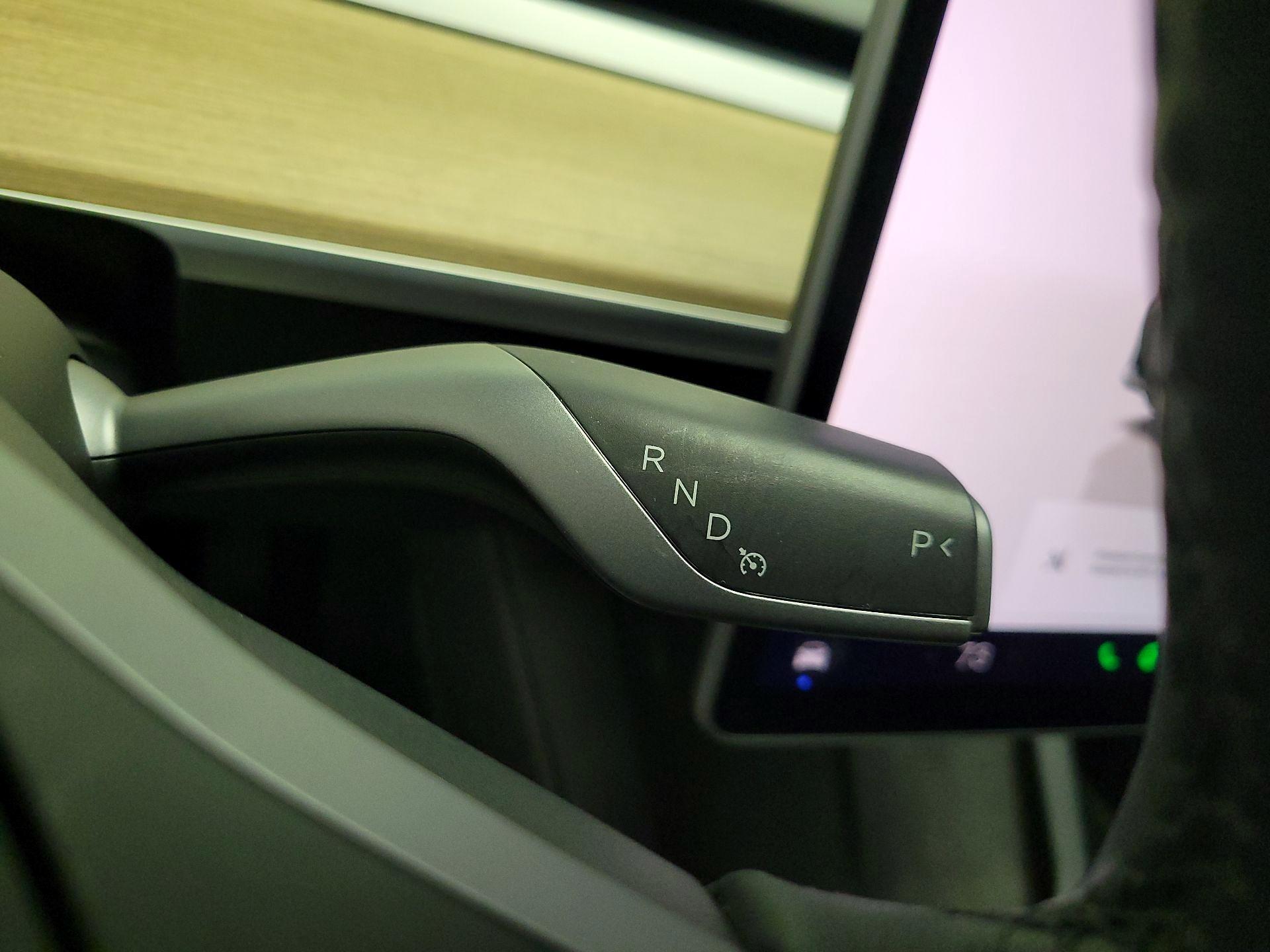 Thumbnail: 2023 Tesla Model 3 - 17