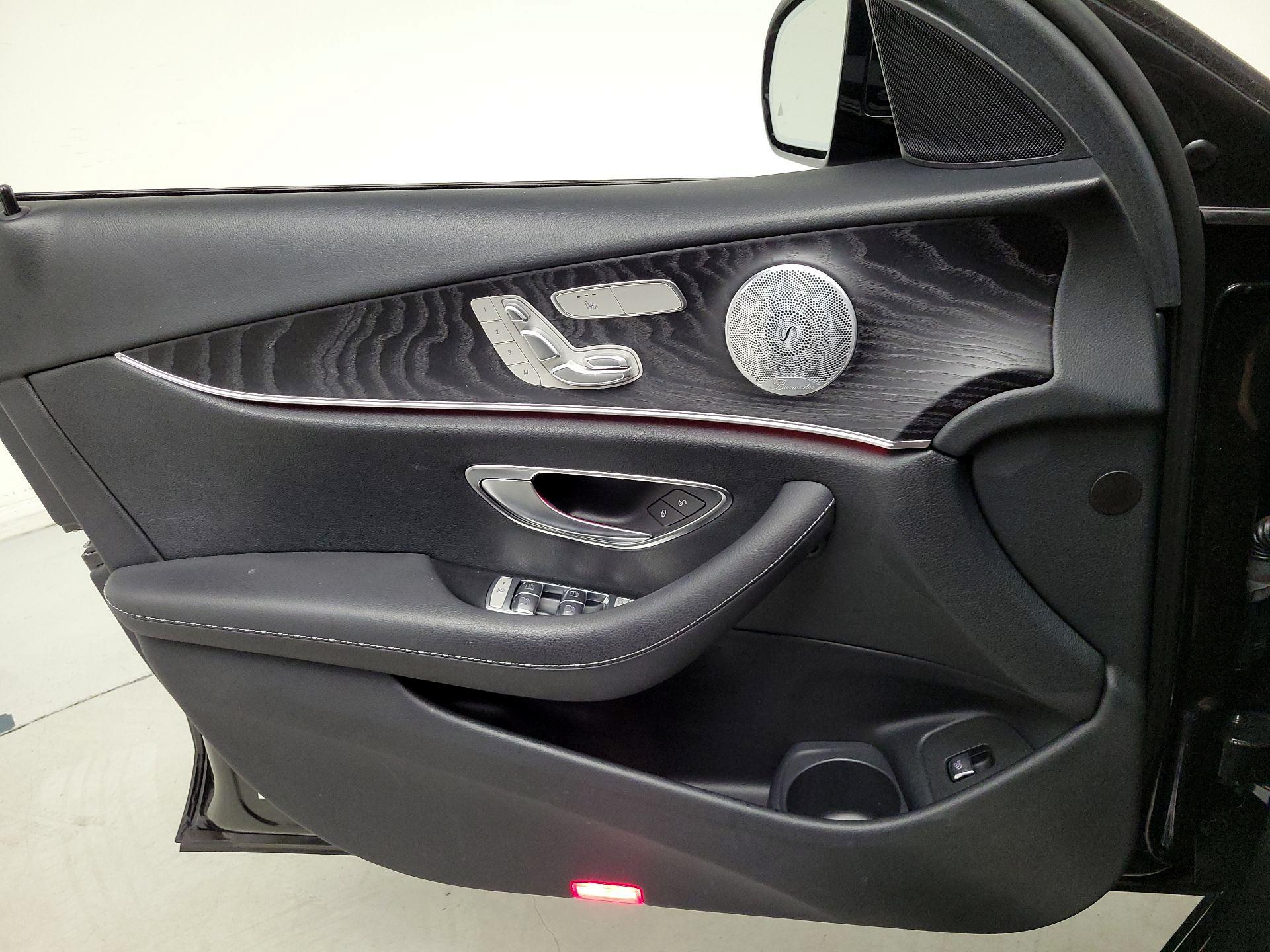 Thumbnail: 2021 Mercedes-Benz E-Class - 12