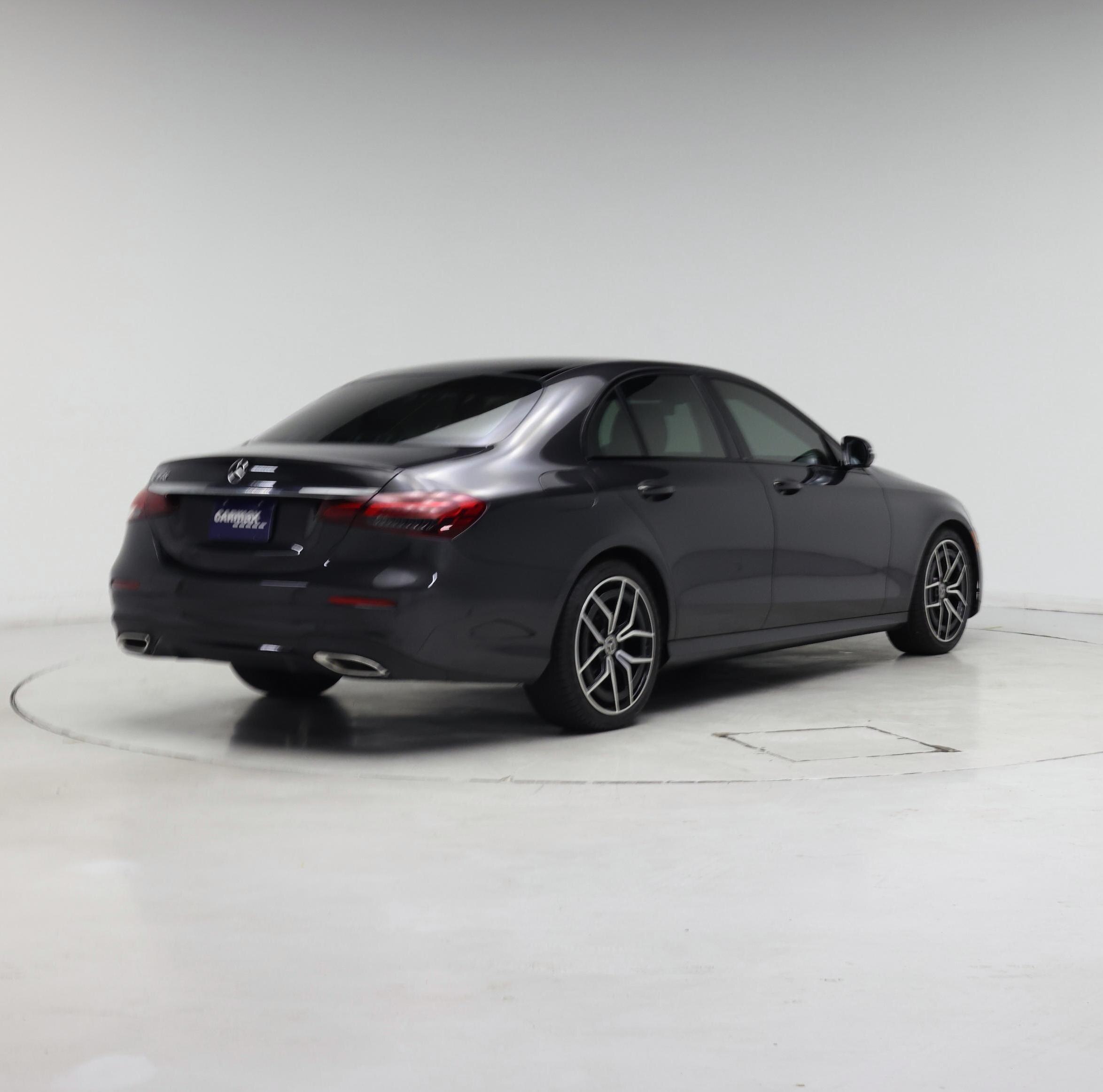 Thumbnail: 2021 Mercedes-Benz E-Class - 8