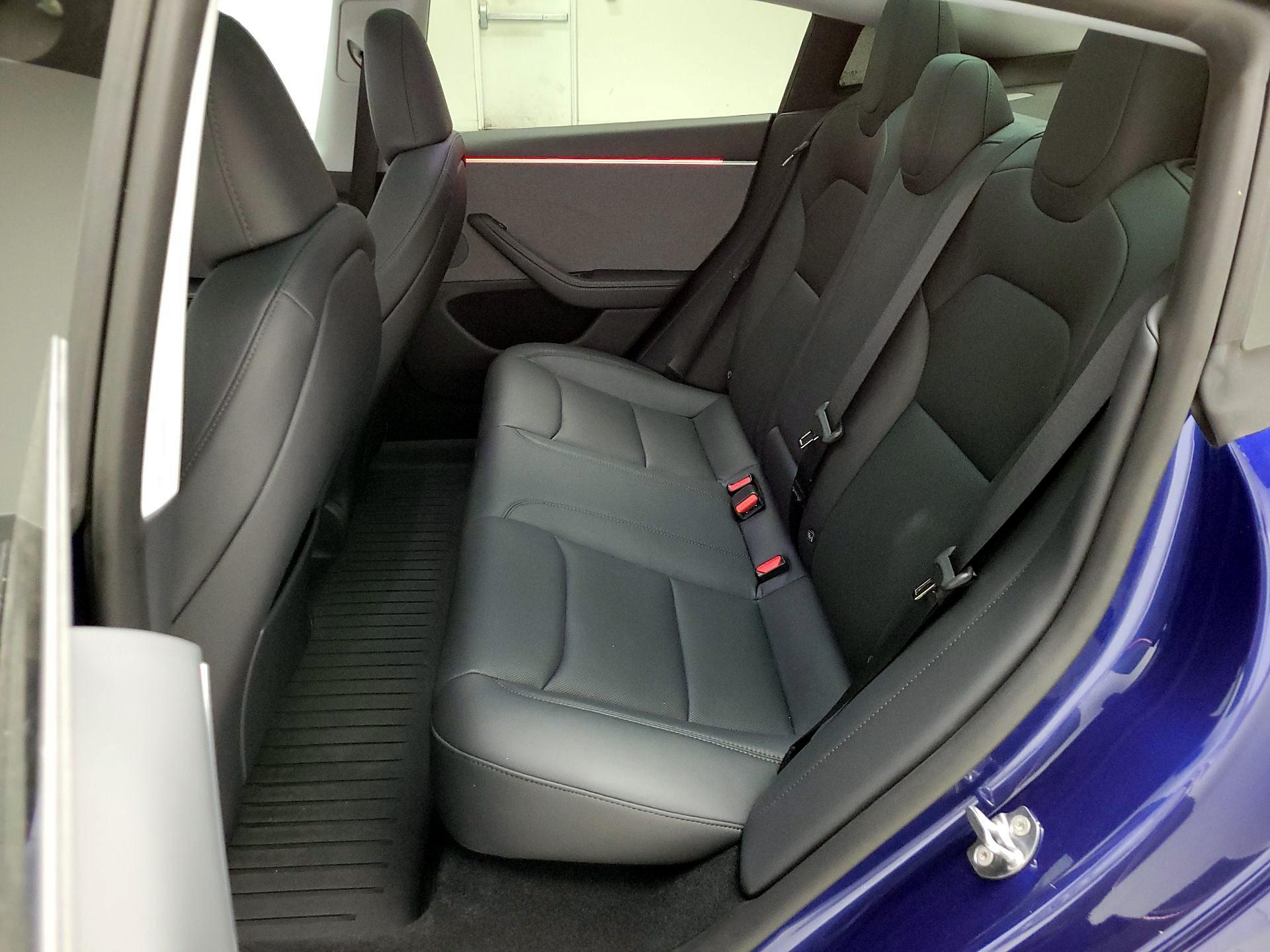 Thumbnail: 2025 Tesla Model 3 - 20