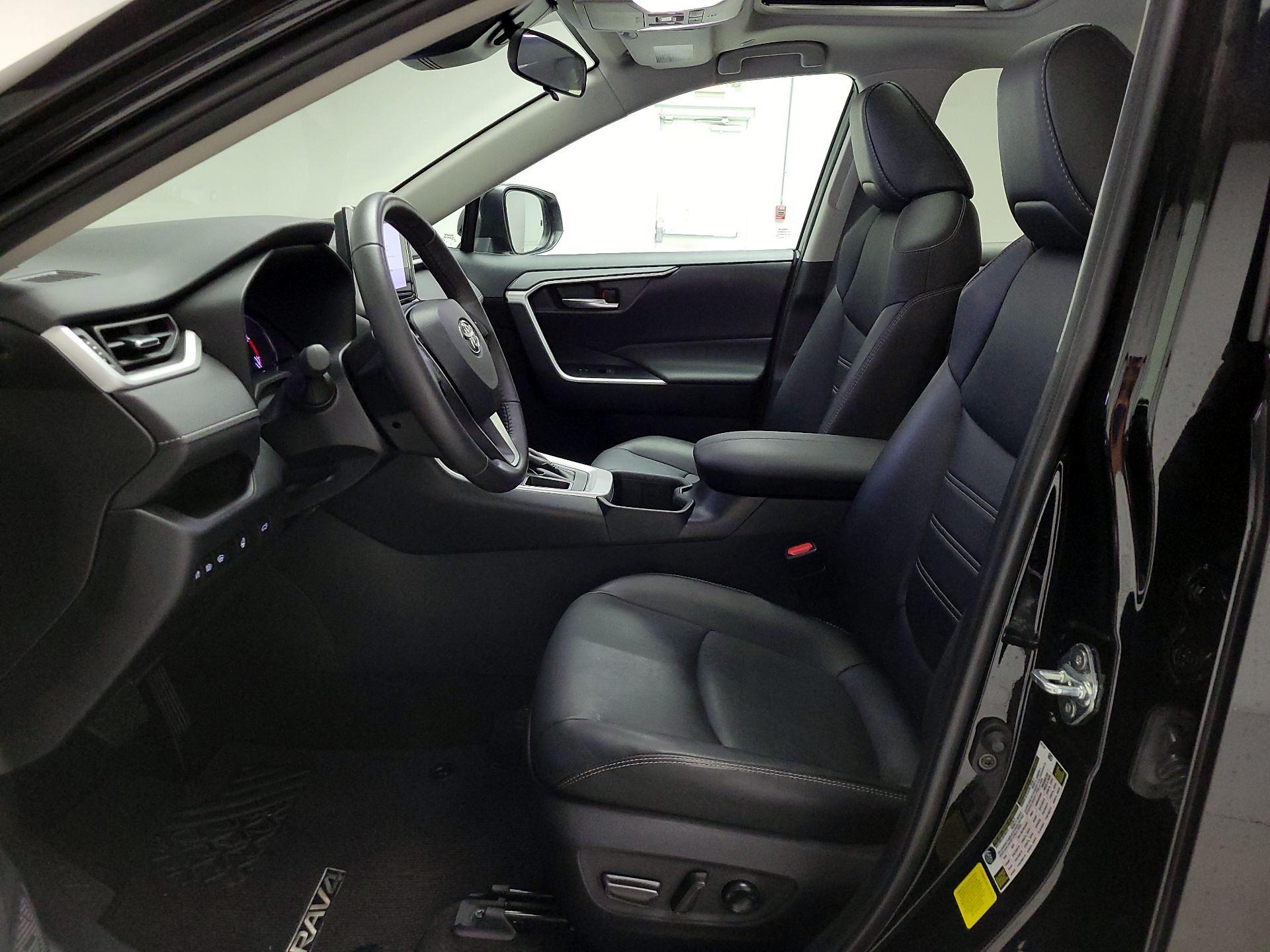 Thumbnail: 2023 Toyota RAV4 - 11