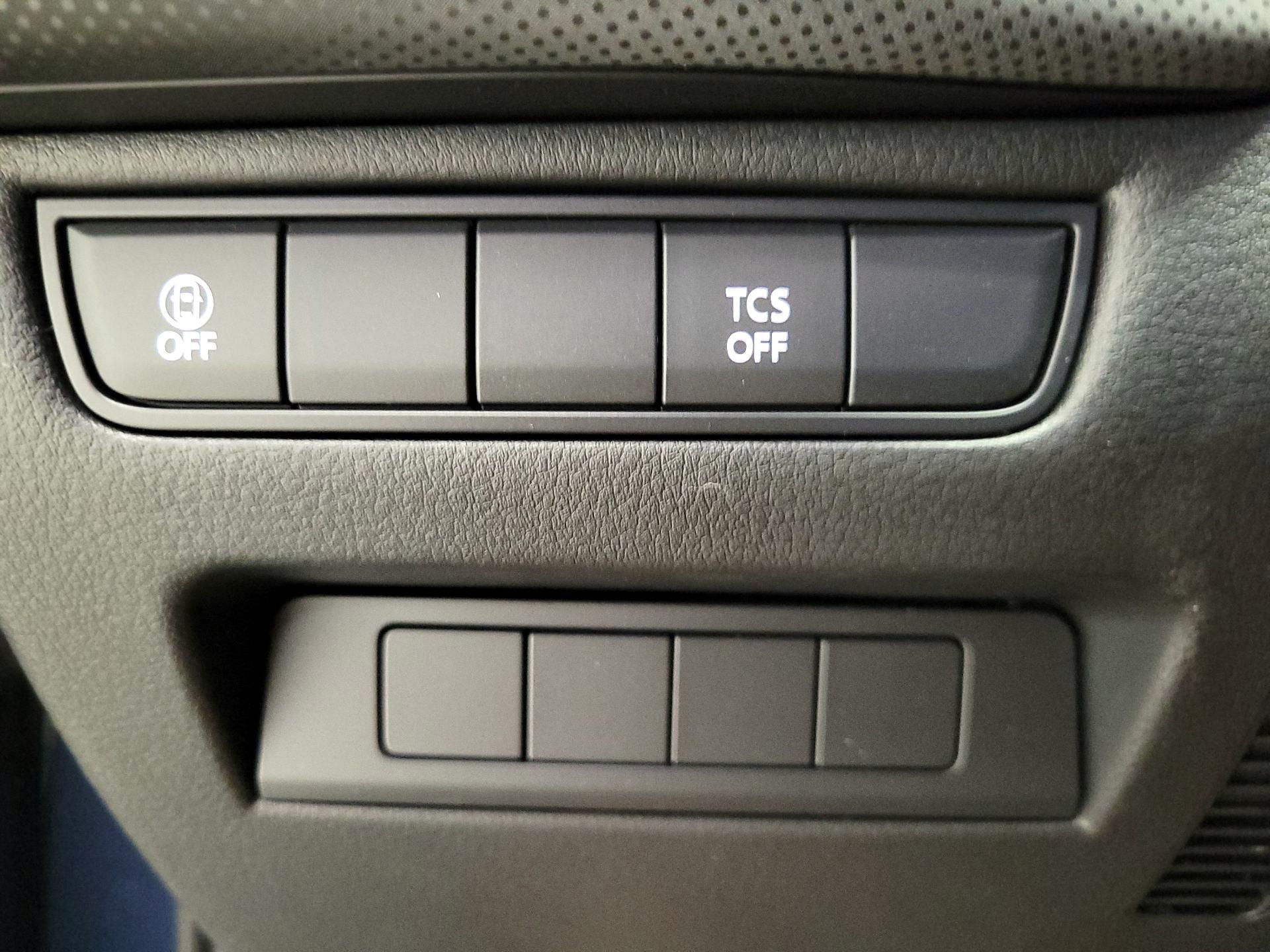 Thumbnail: 2026 Mazda CX-50 - 13