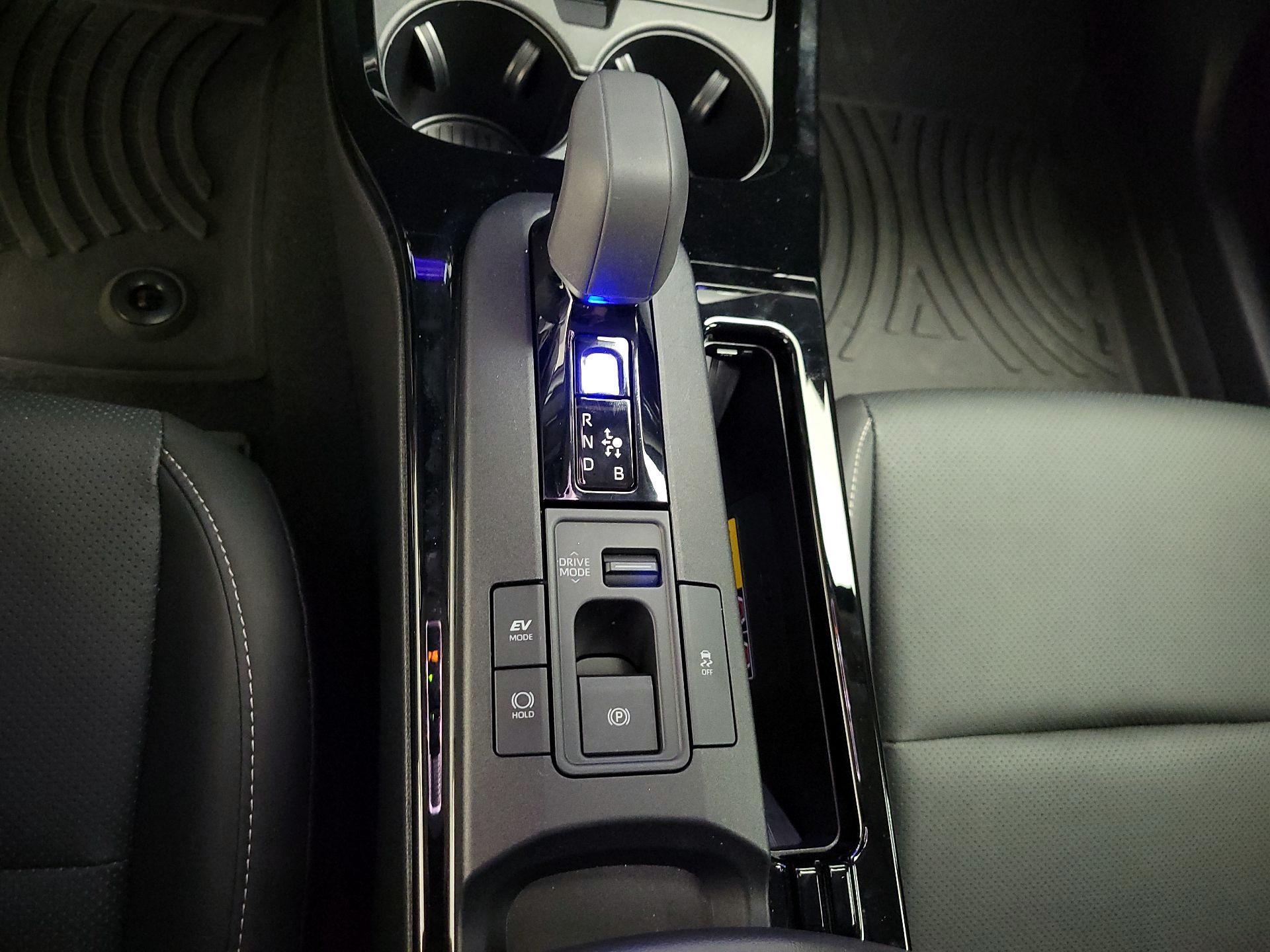 Thumbnail: 2025 Toyota Prius - 18