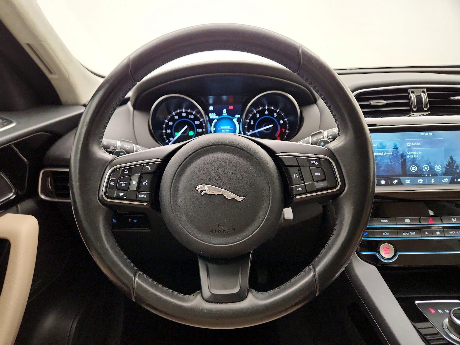 2020 Jaguar F-Pace Base - Photo 11