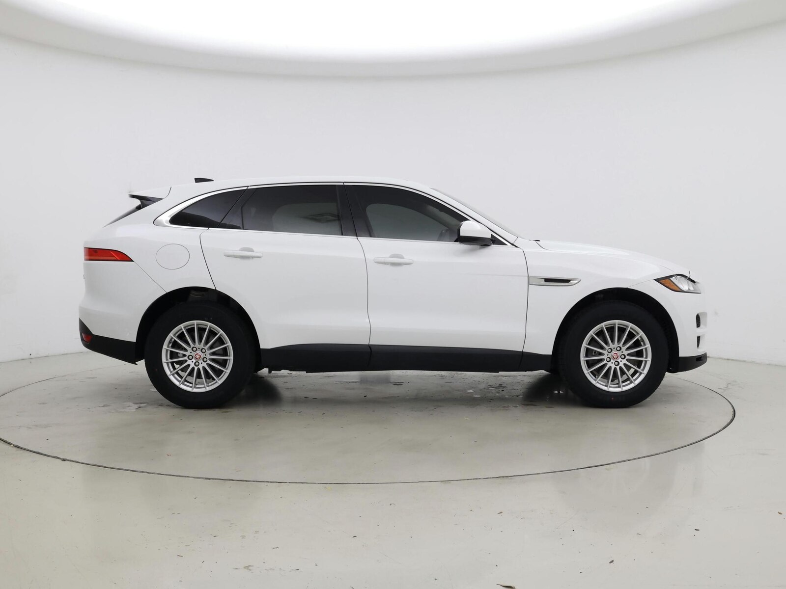 2020 Jaguar F-Pace Base - Photo 8