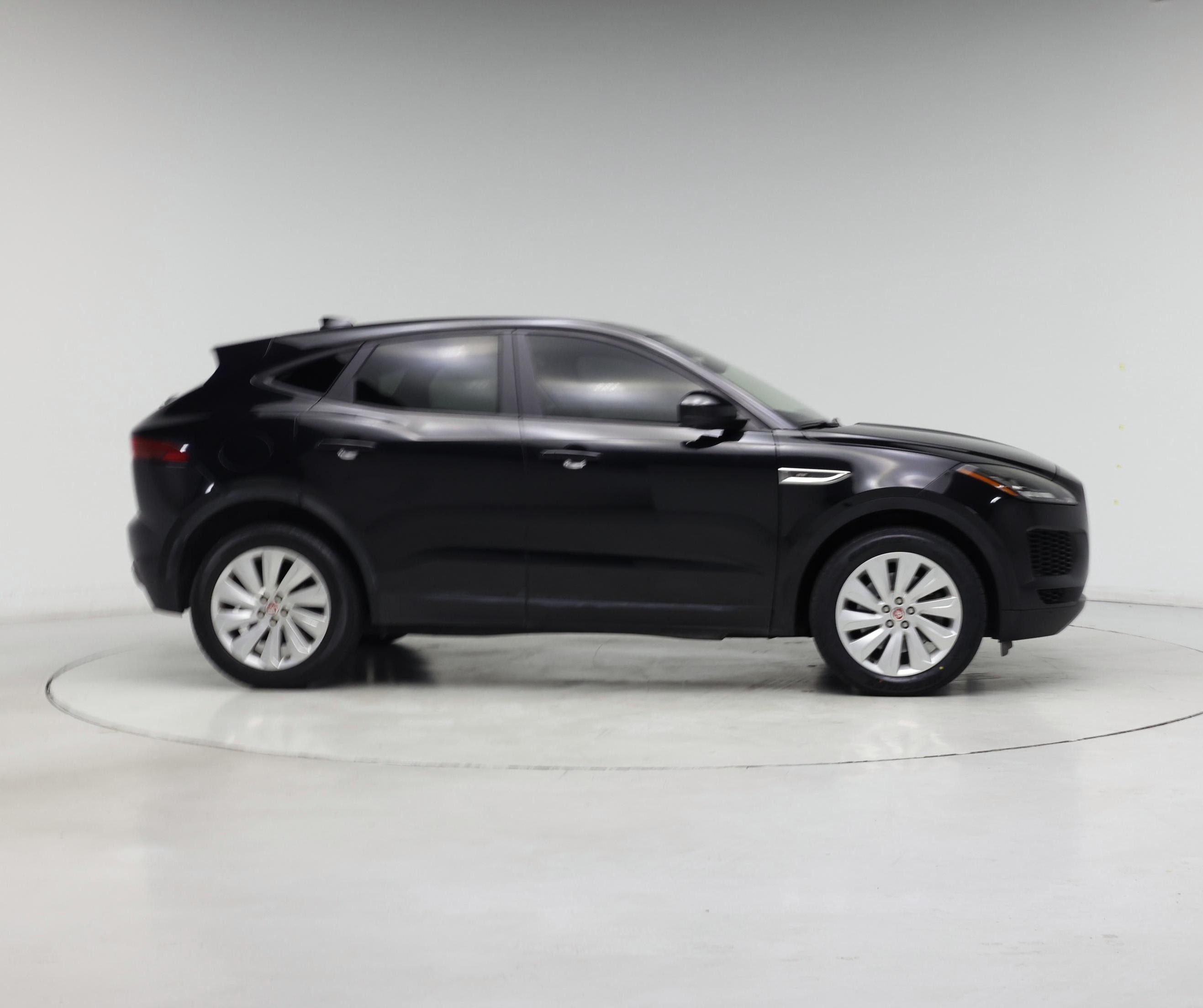 Thumbnail: 2019 Jaguar E-Pace - 7