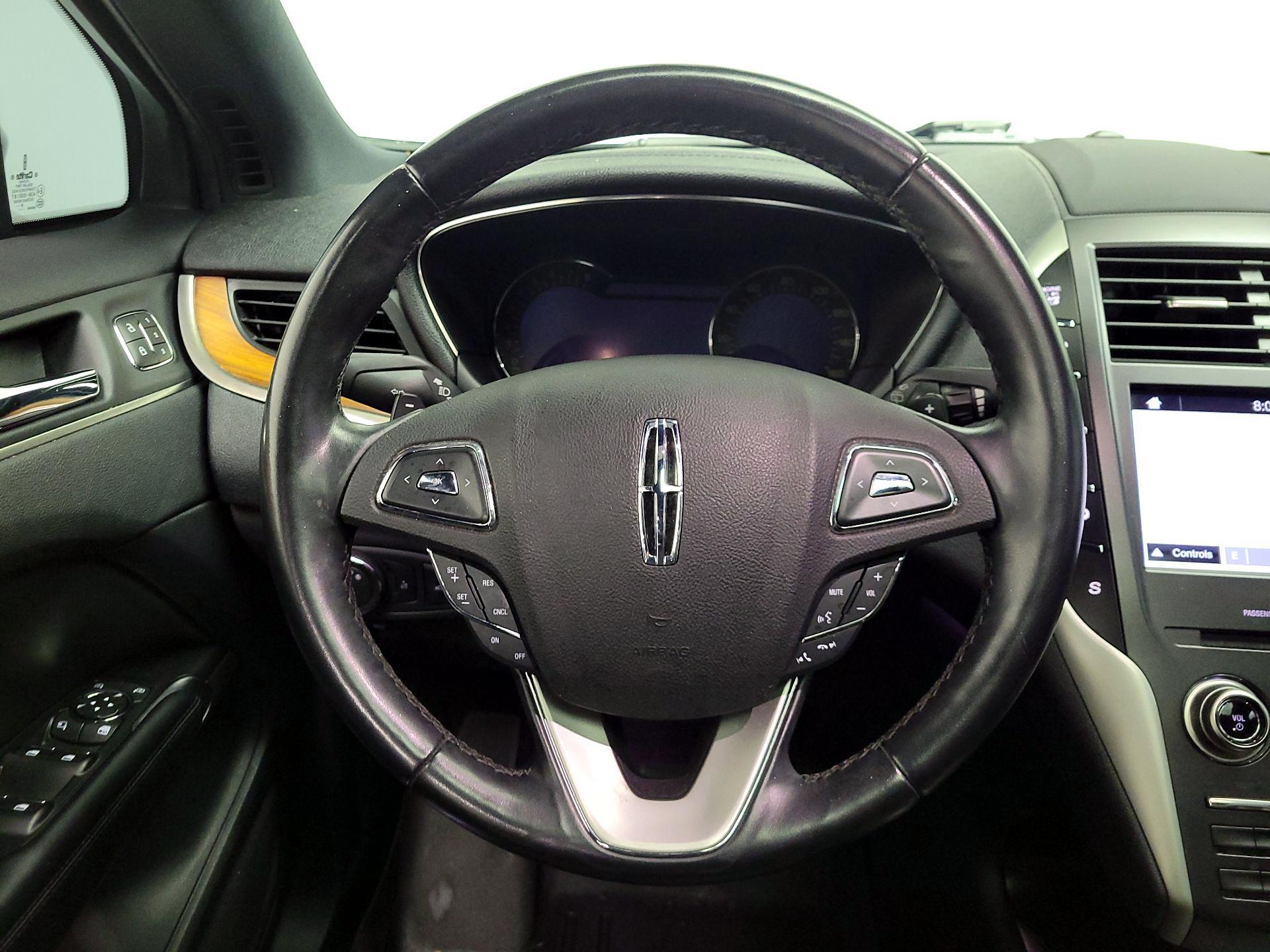 Thumbnail: 2019 Lincoln MKC - 10