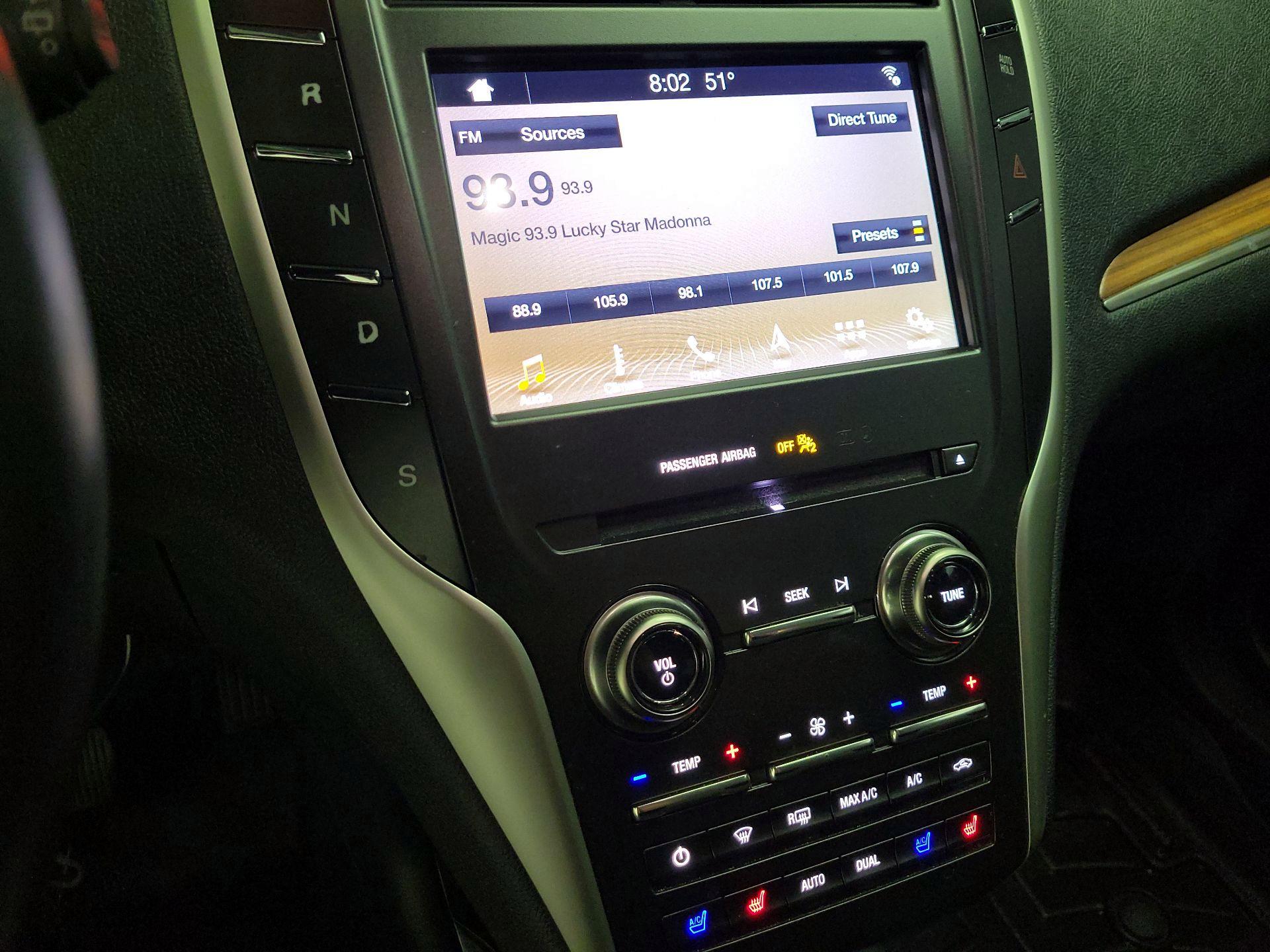 Thumbnail: 2019 Lincoln MKC - 16