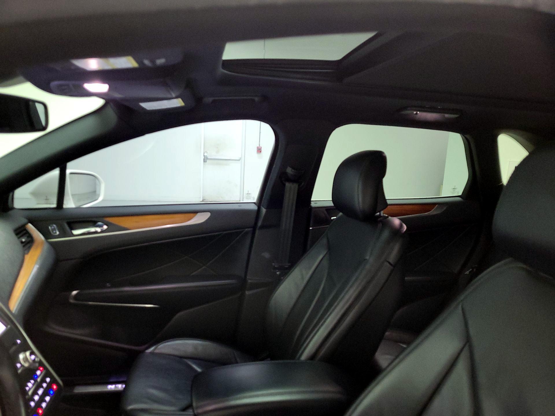 Thumbnail: 2019 Lincoln MKC - 20