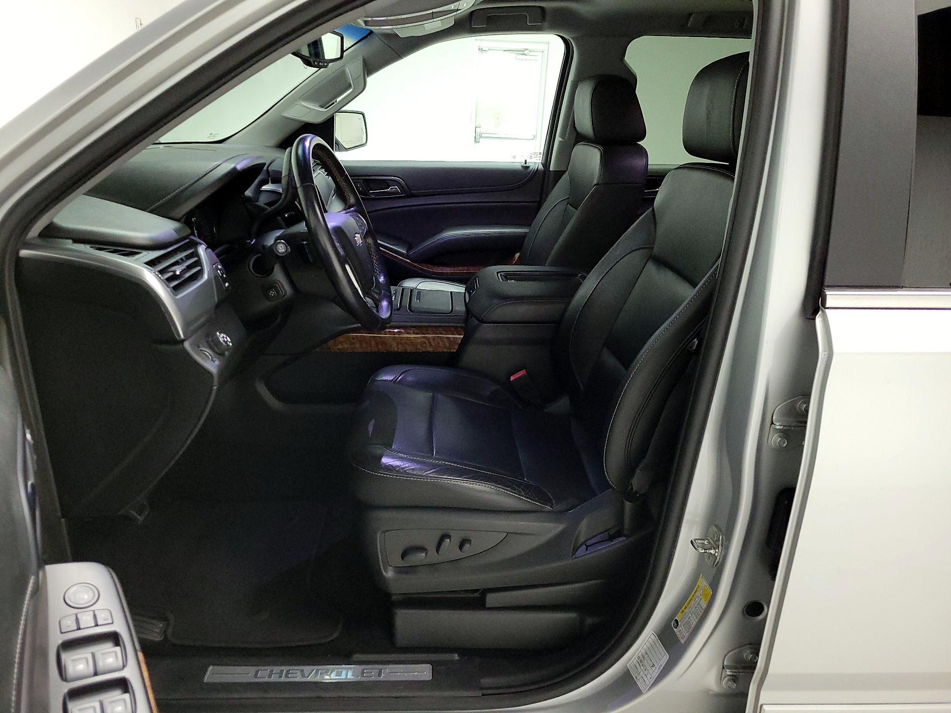 Thumbnail: 2018 Chevrolet Tahoe - 11