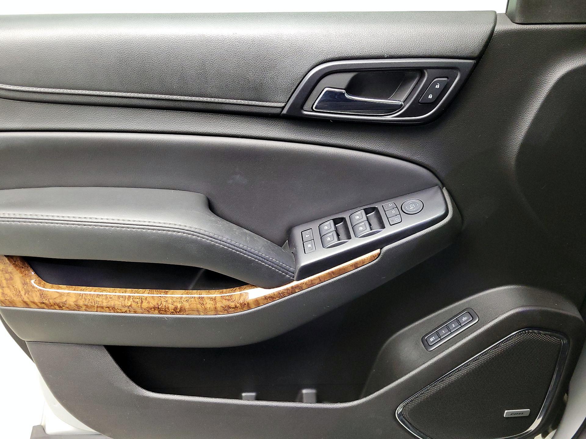 Thumbnail: 2018 Chevrolet Tahoe - 12