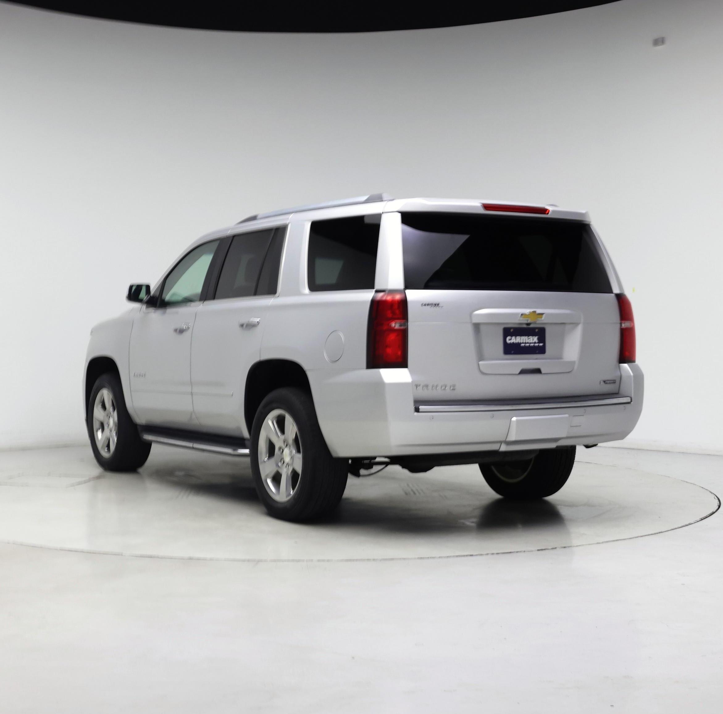 Thumbnail: 2018 Chevrolet Tahoe - 2