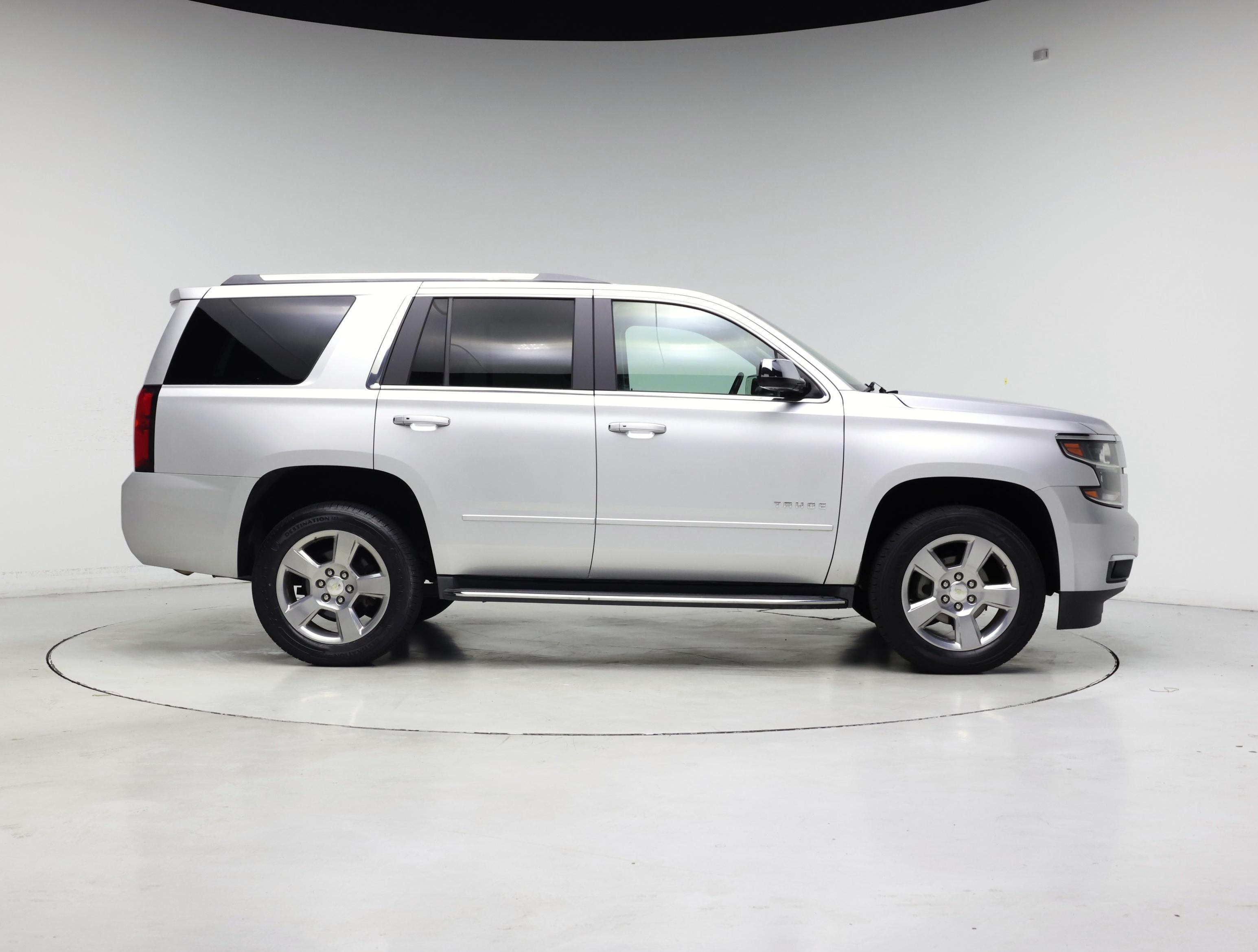 Thumbnail: 2018 Chevrolet Tahoe - 7