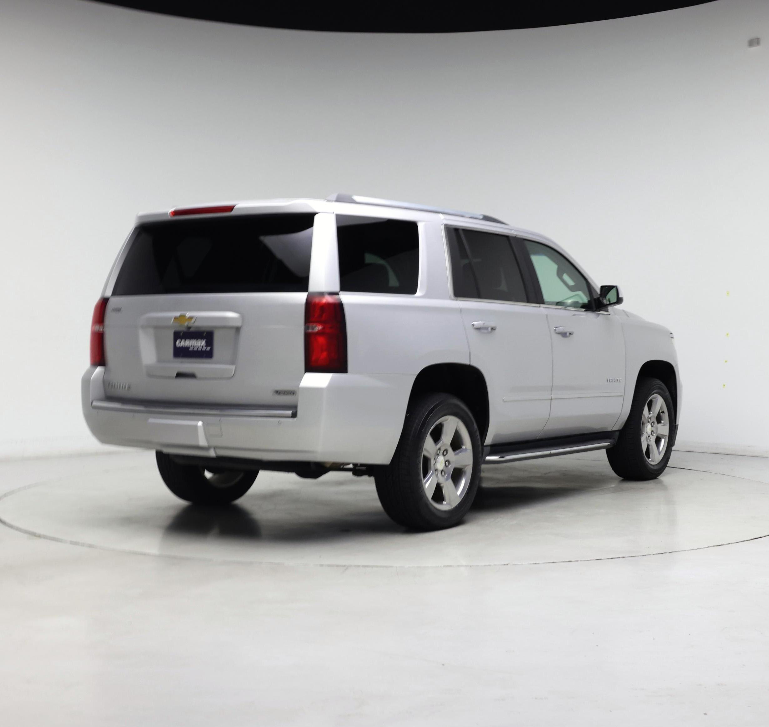 Thumbnail: 2018 Chevrolet Tahoe - 8