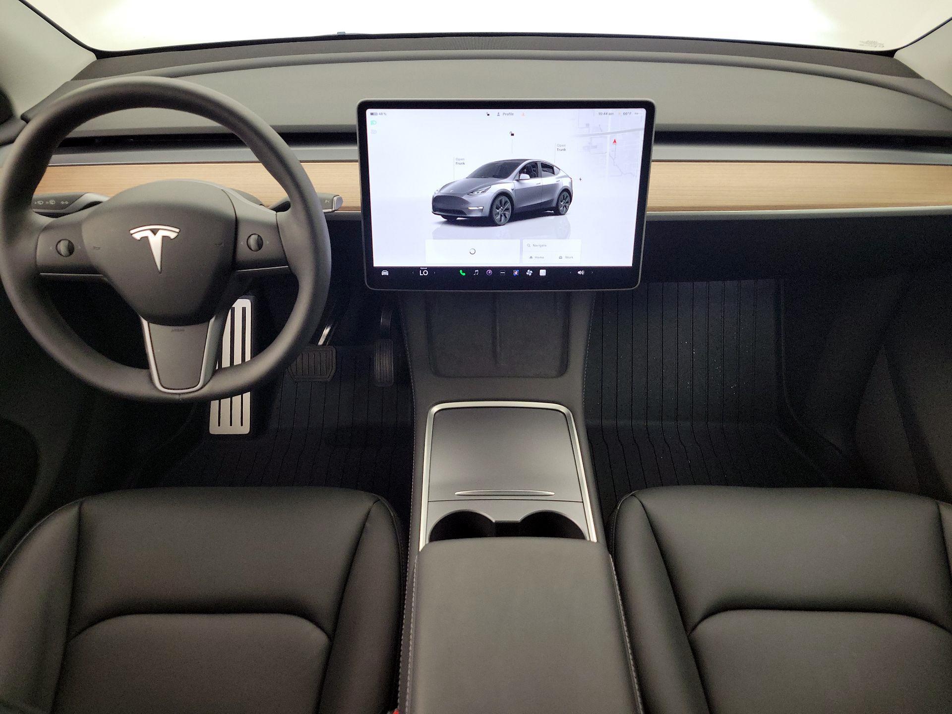 Thumbnail: 2025 Tesla Model Y - 9