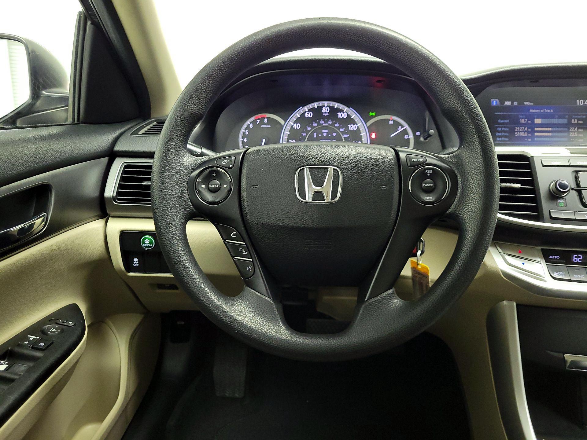 Thumbnail: 2015 Honda Accord - 10