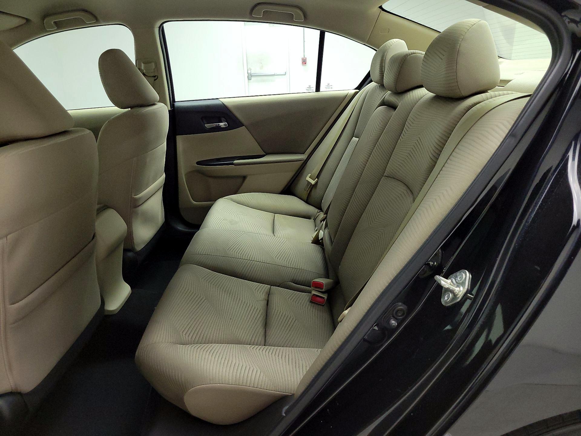 Thumbnail: 2015 Honda Accord - 19