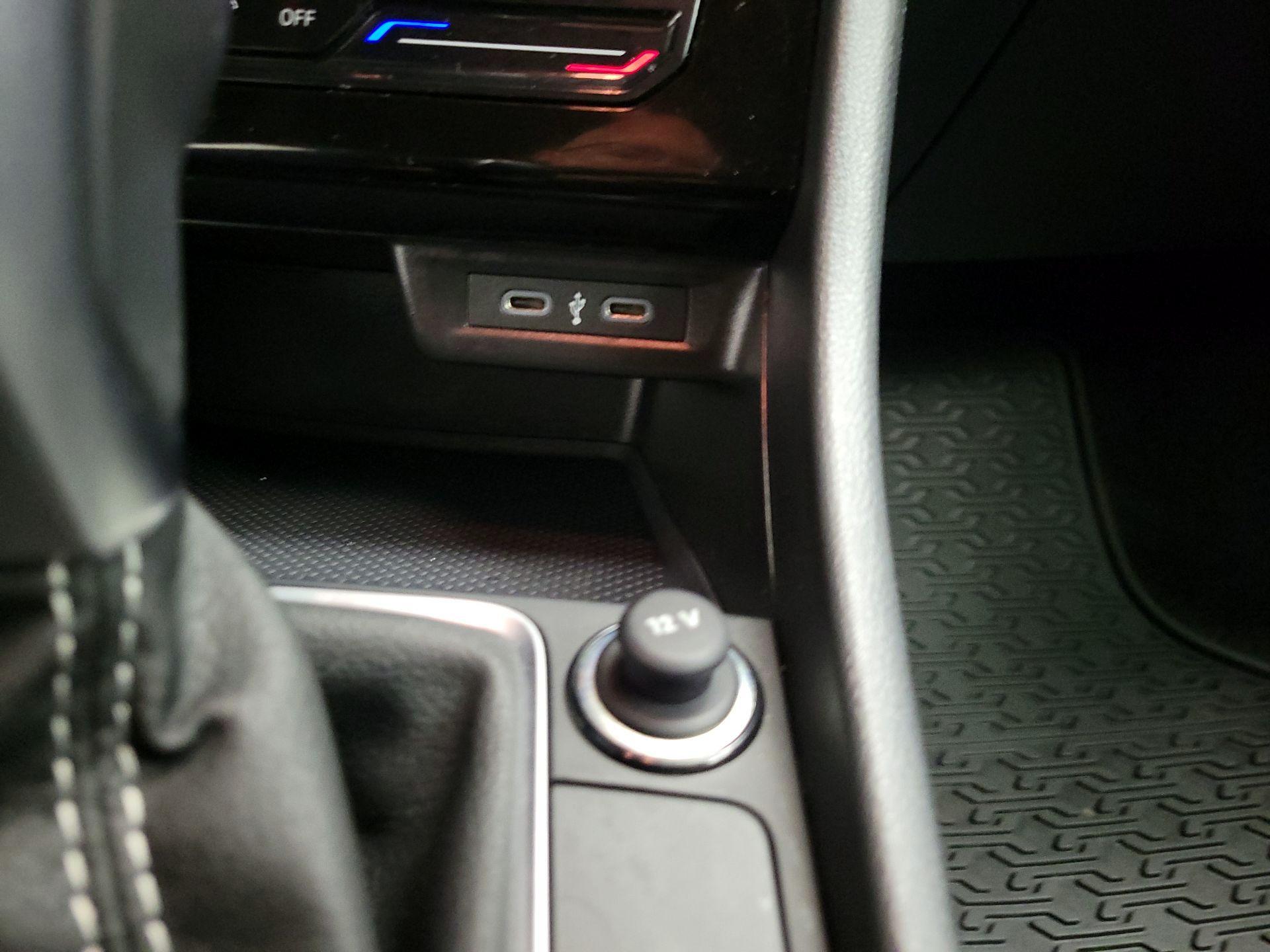 Thumbnail: 2025 Volkswagen Jetta - 18