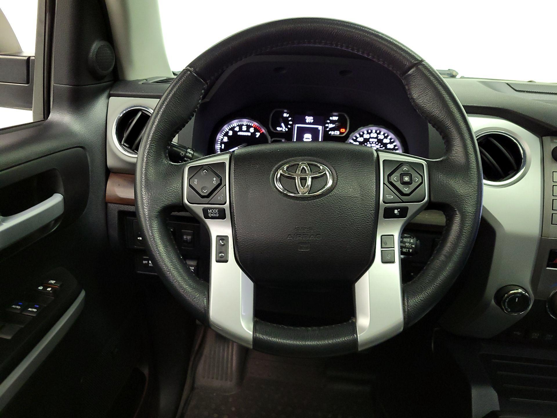 Thumbnail: 2021 Toyota Tundra - 10