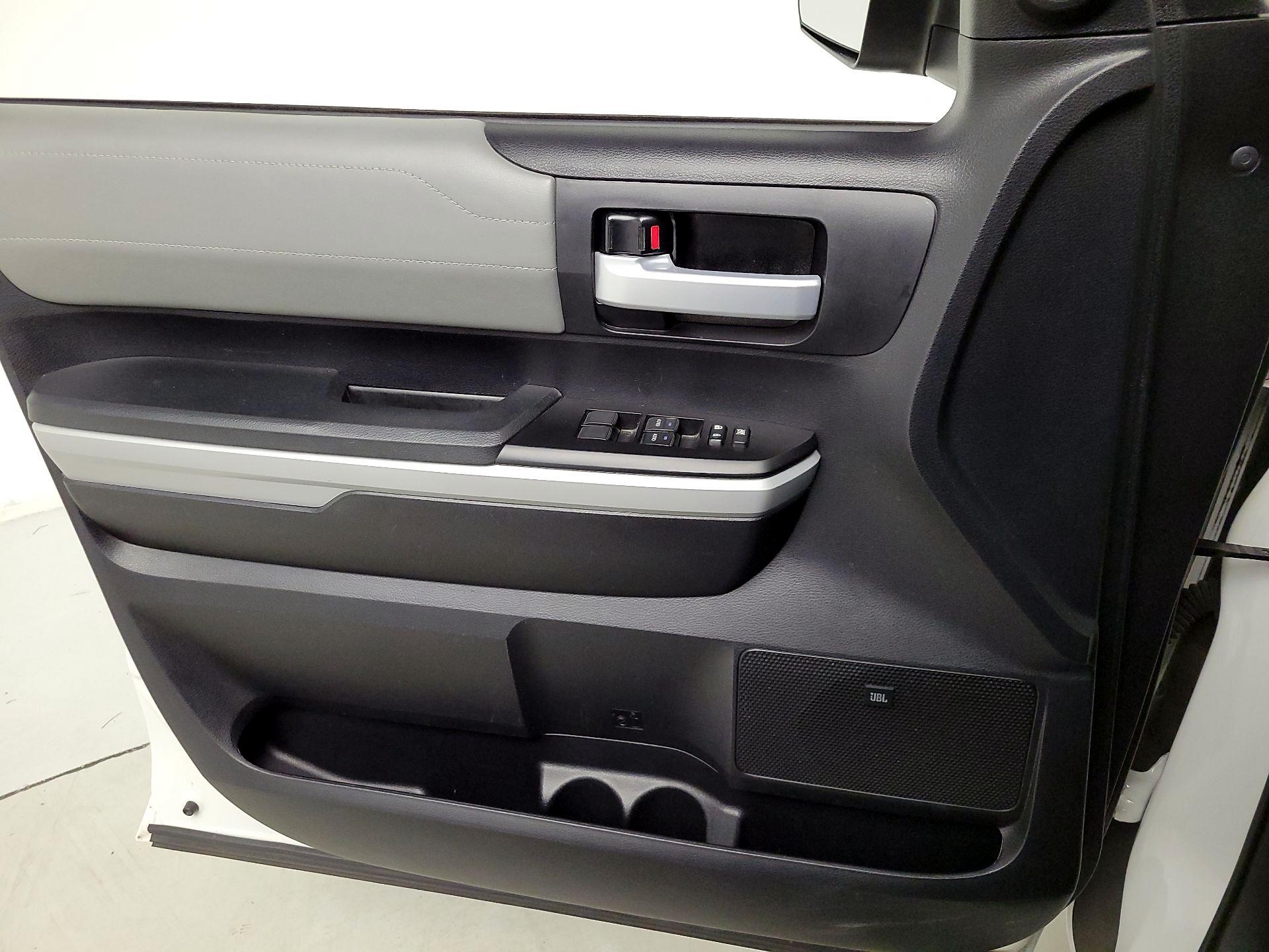 Thumbnail: 2021 Toyota Tundra - 12