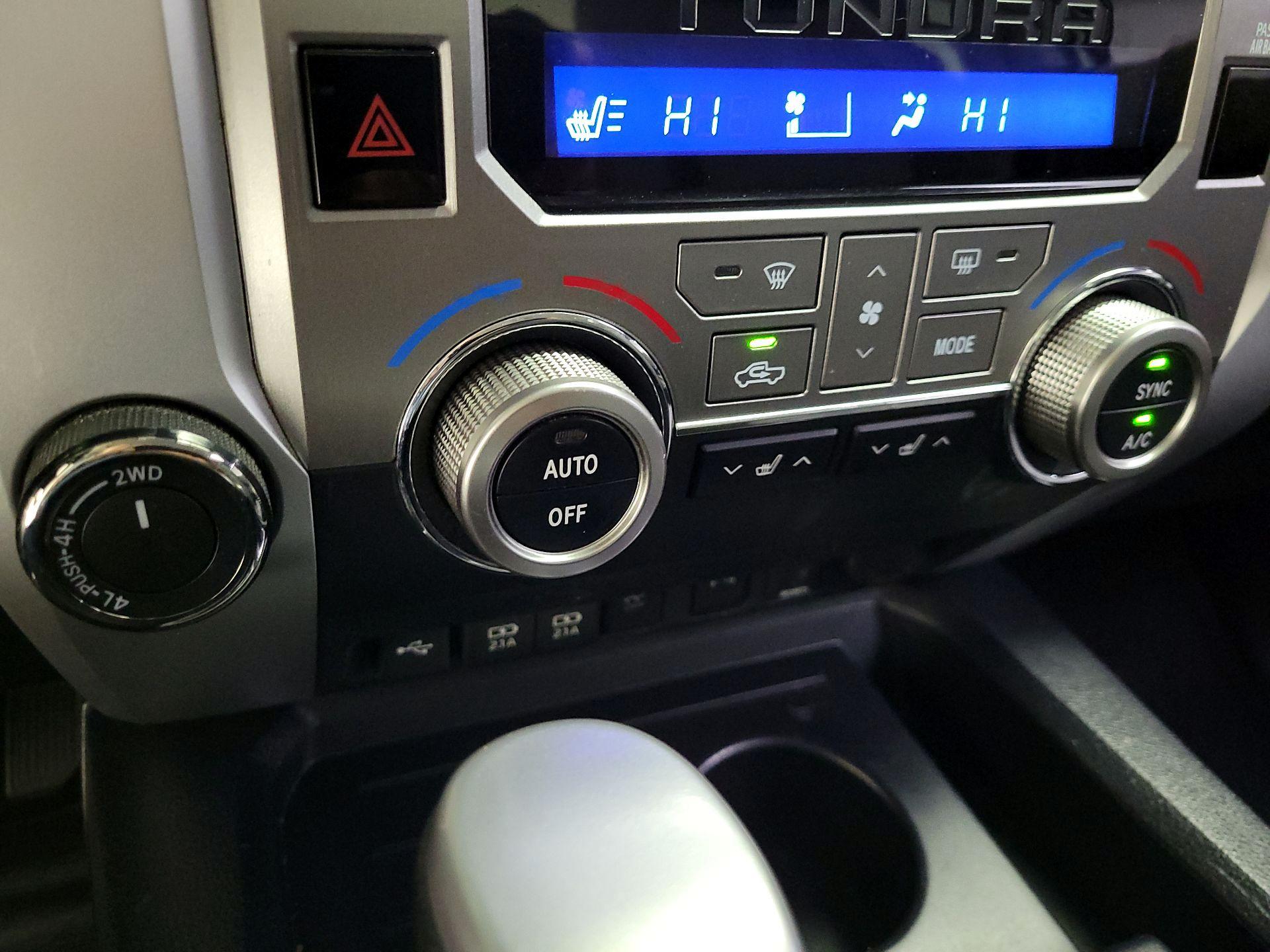 Thumbnail: 2021 Toyota Tundra - 17