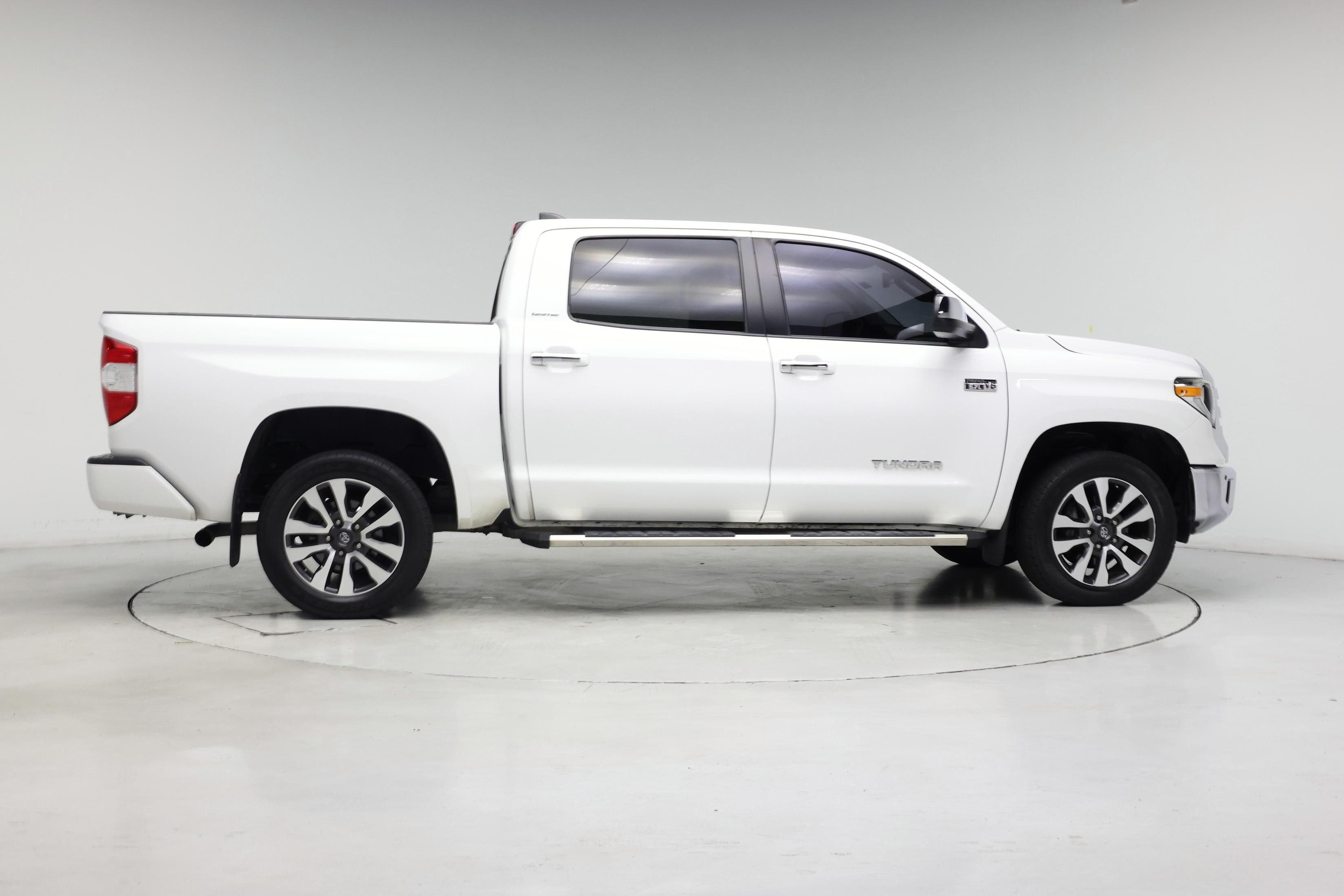 Thumbnail: 2021 Toyota Tundra - 7