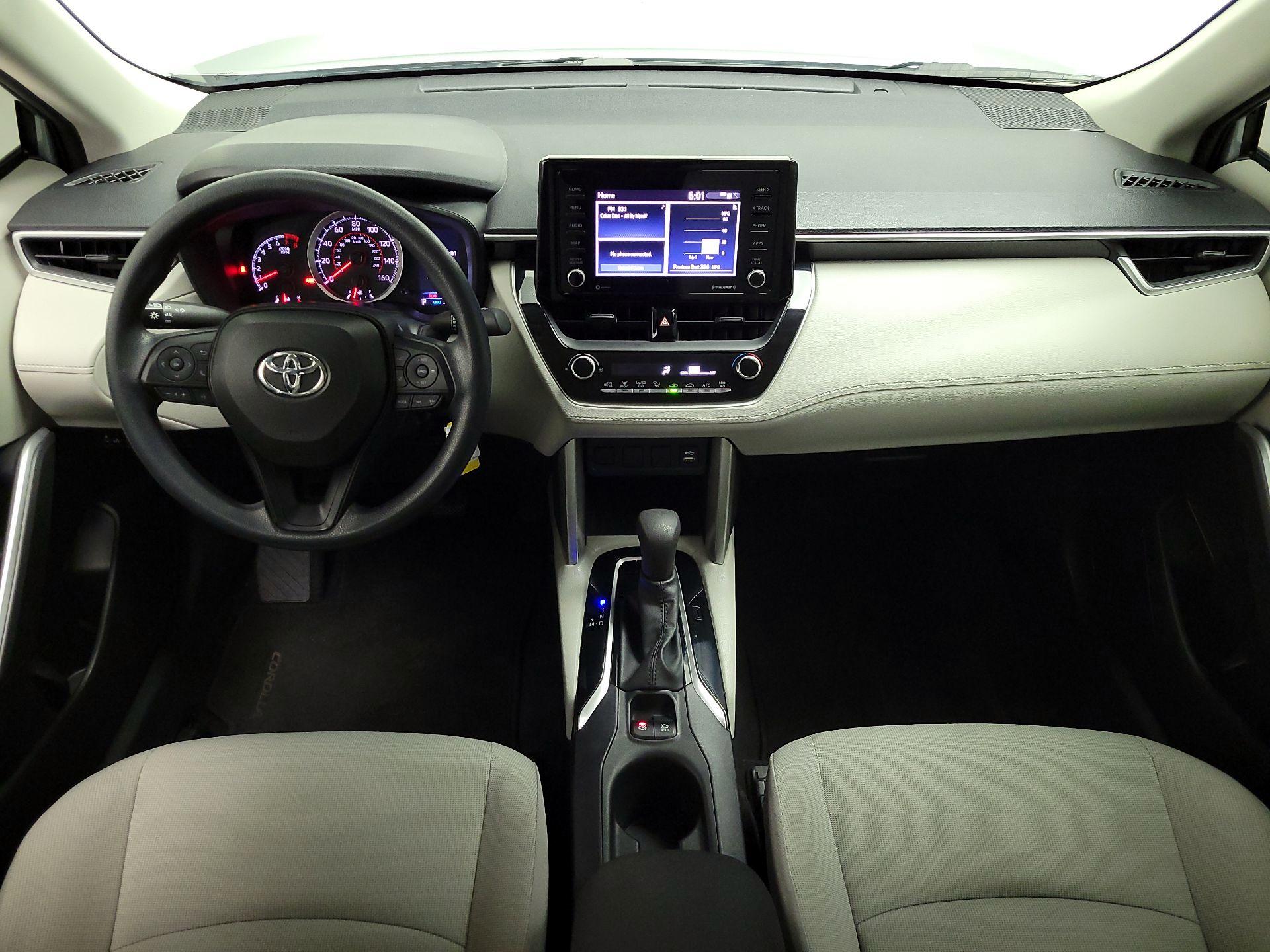 Thumbnail: 2022 Toyota Corolla Cross - 9