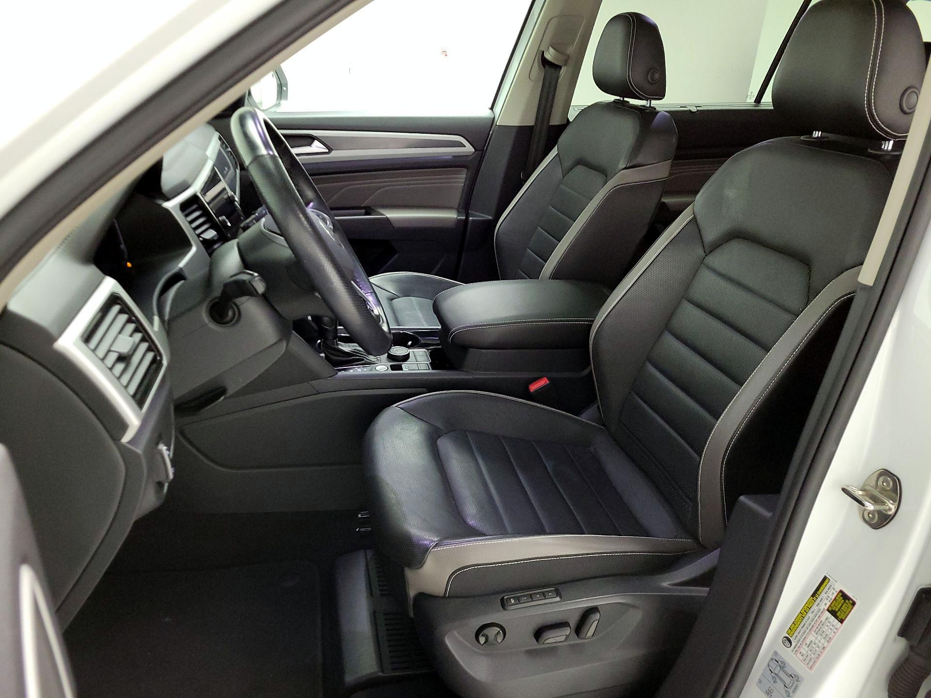 Thumbnail: 2022 Volkswagen Atlas - 11