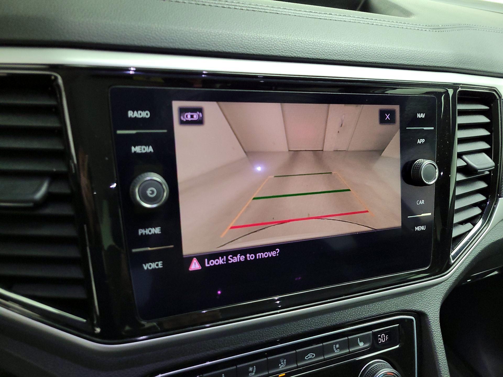 Thumbnail: 2022 Volkswagen Atlas - 15