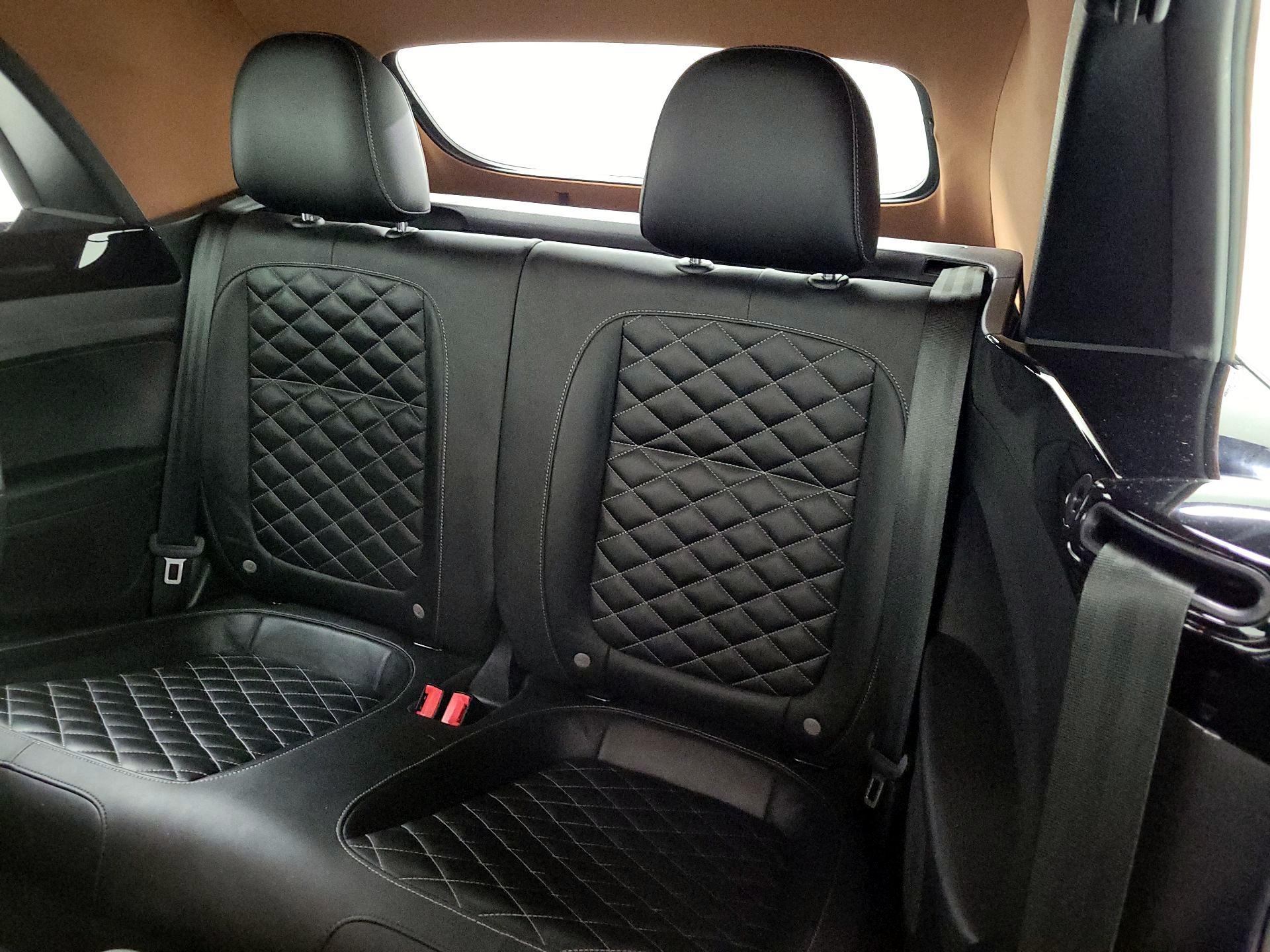 Thumbnail: 2019 Volkswagen Beetle - 19