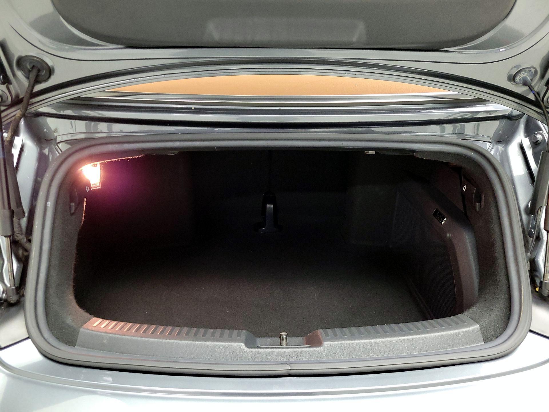 Thumbnail: 2019 Volkswagen Beetle - 20